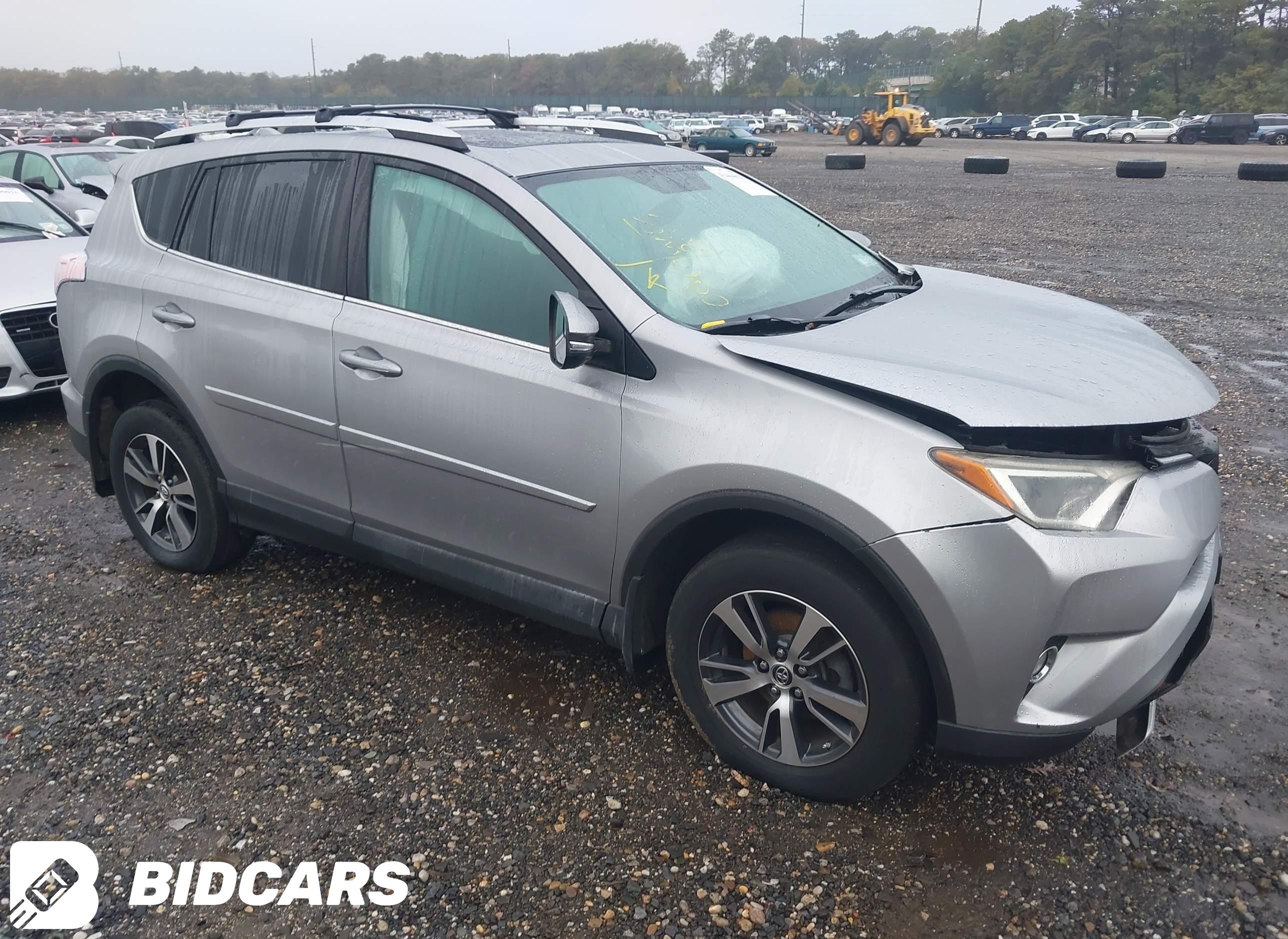 2016 Toyota RAV4, Xle