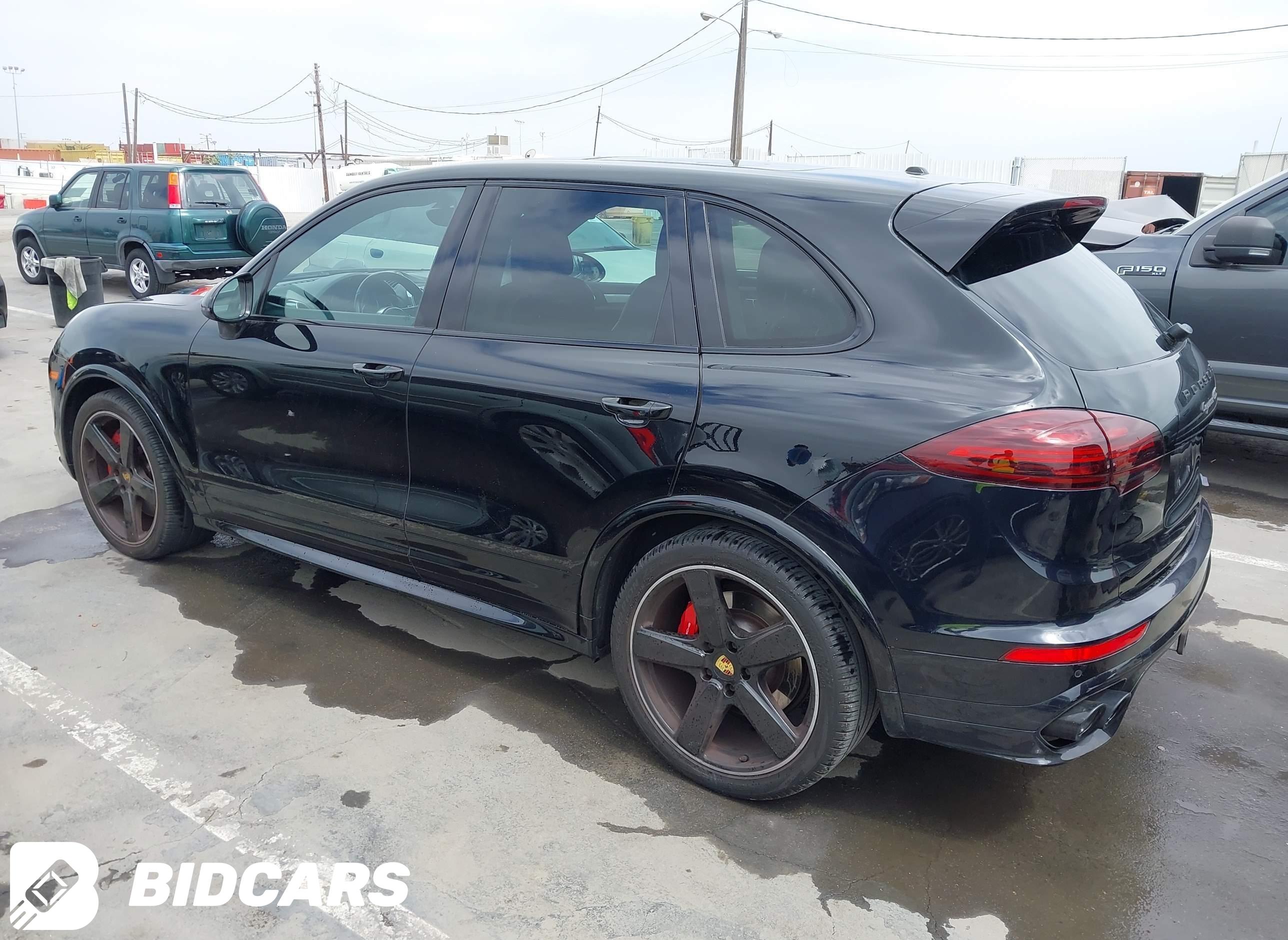 2016 Porsche Cayenne, Gts