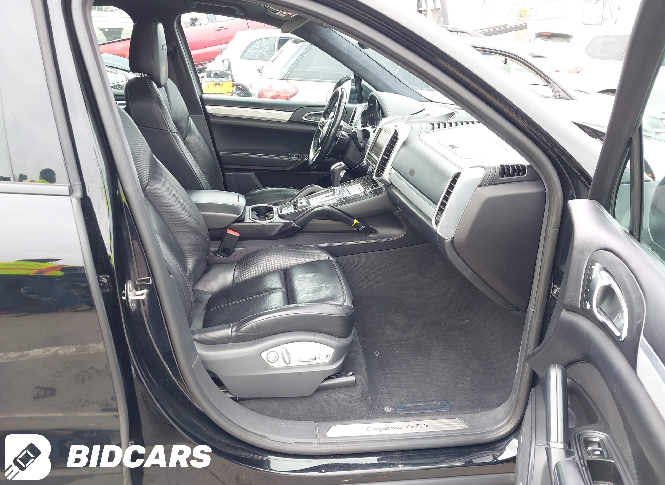 2016 Porsche Cayenne, Gts