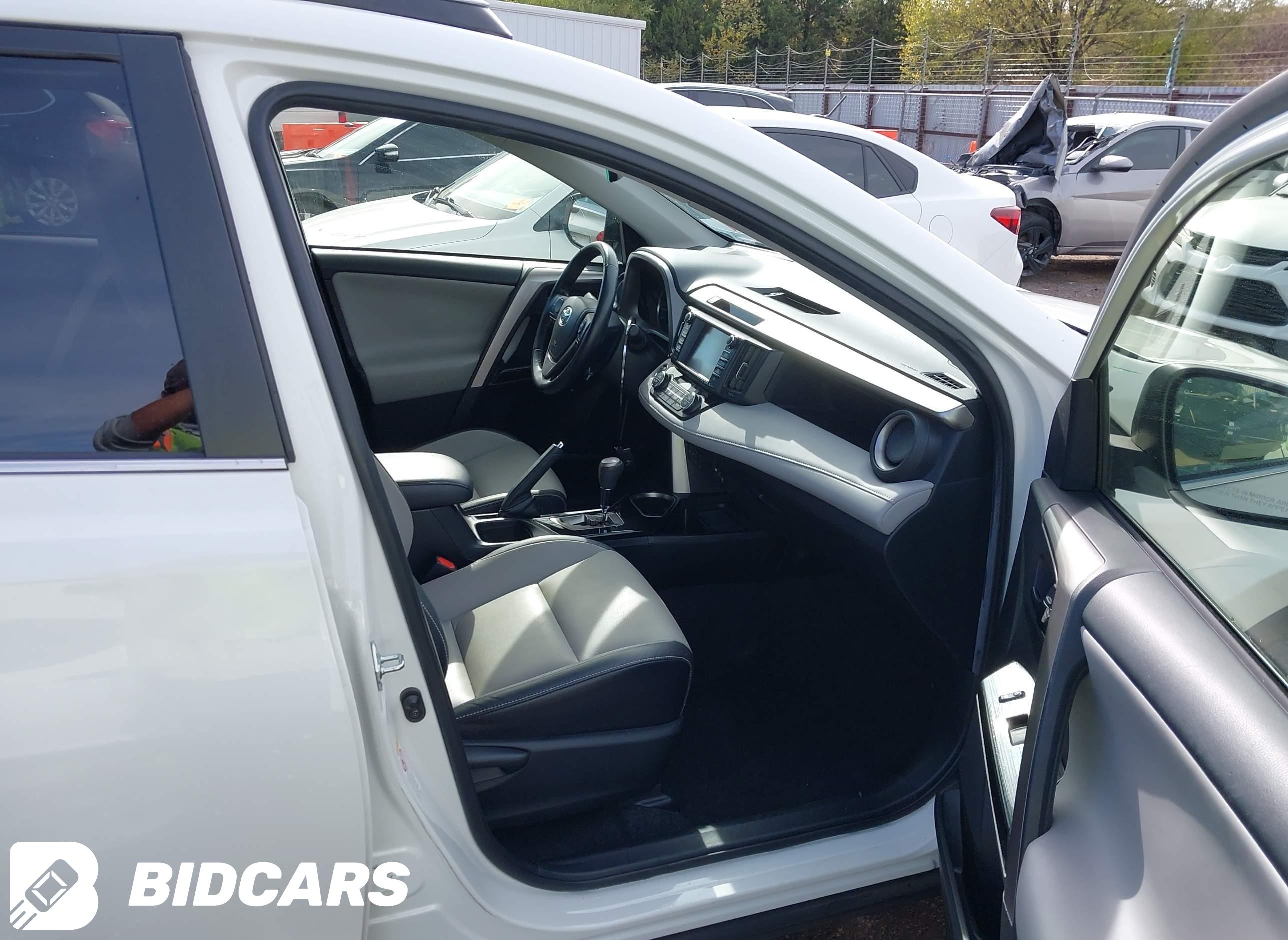 2018 Toyota RAV4, Limited