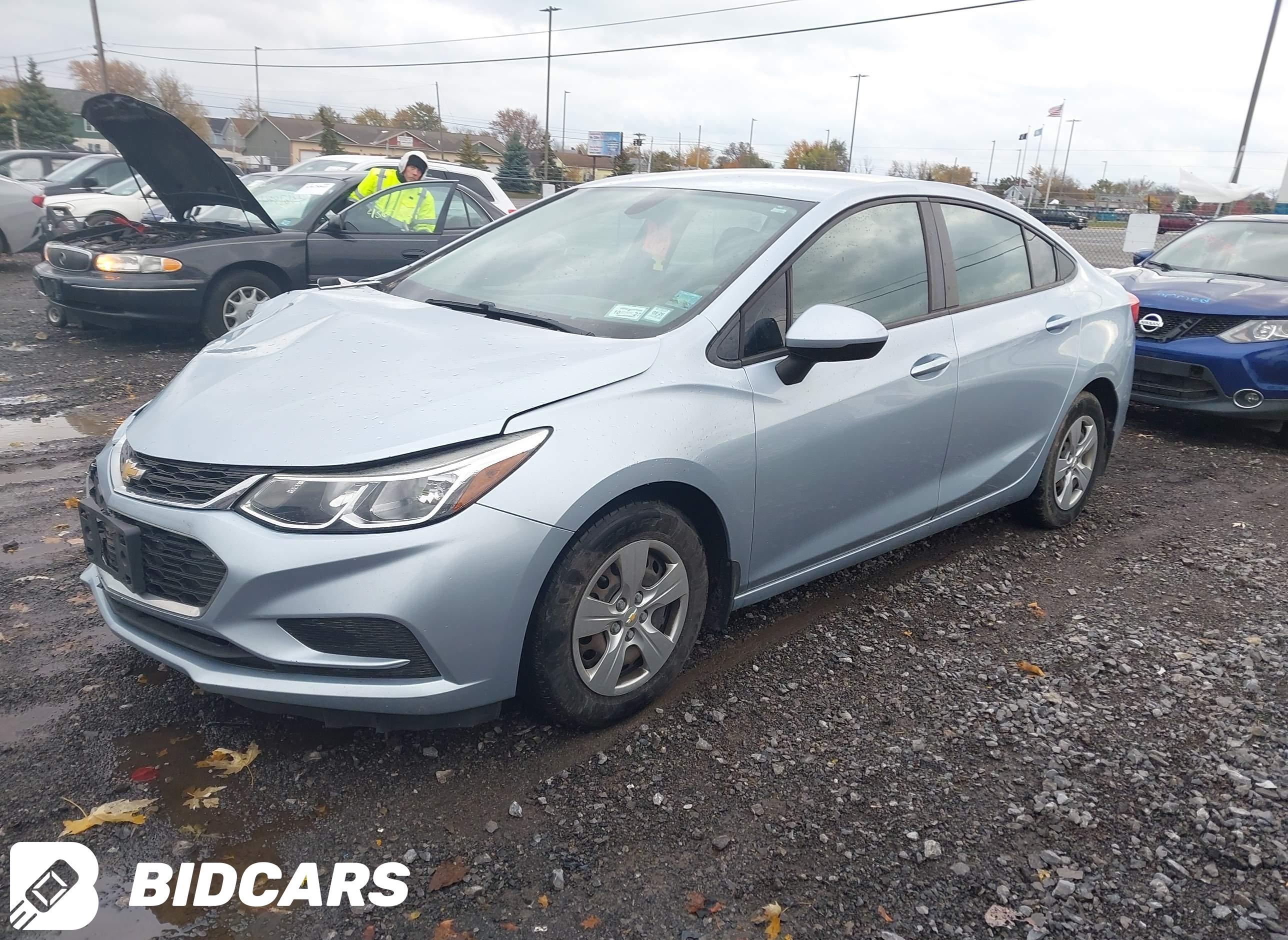 2017 Chevrolet Cruze, Ls Auto