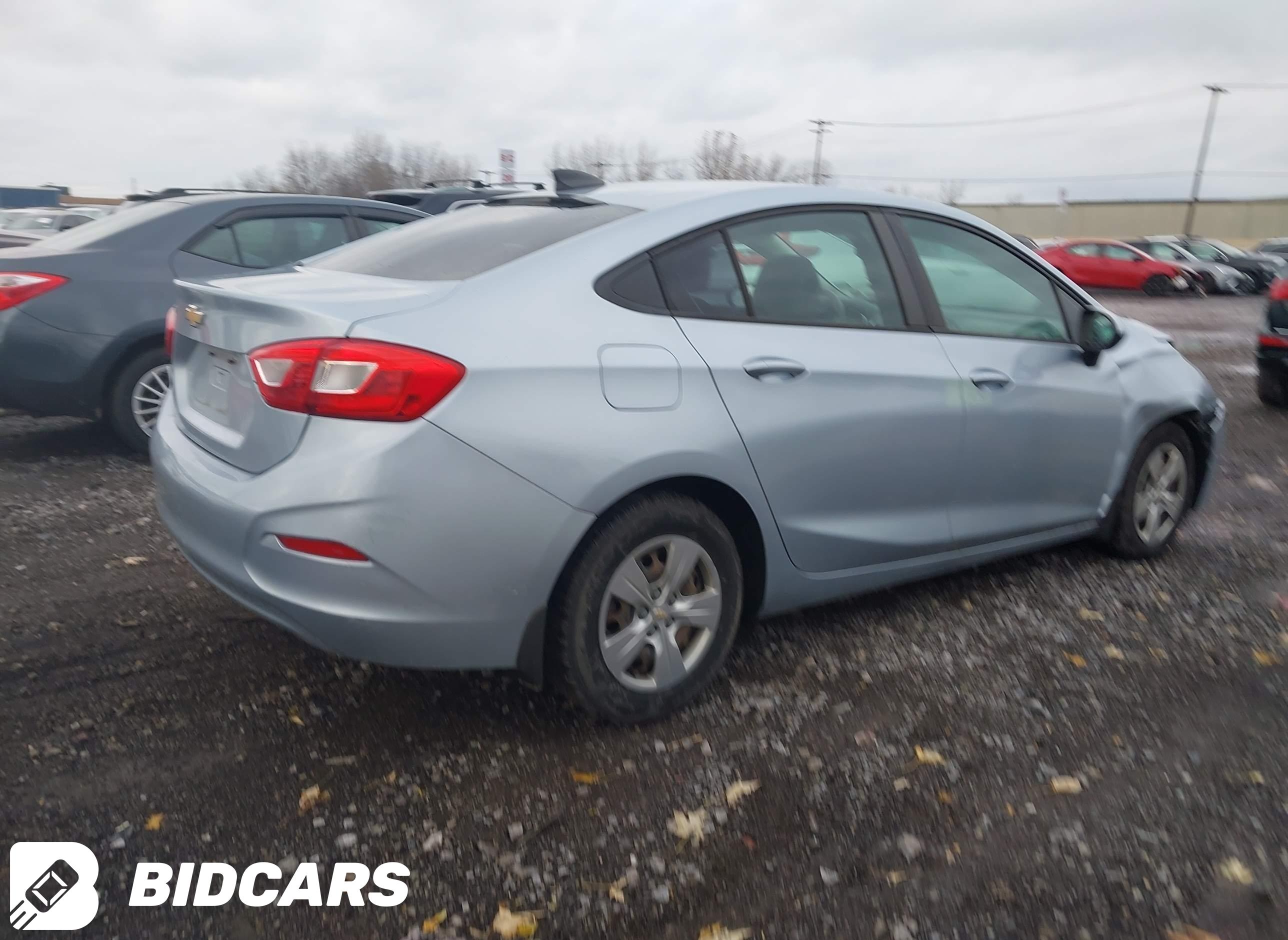 2017 Chevrolet Cruze, Ls Auto