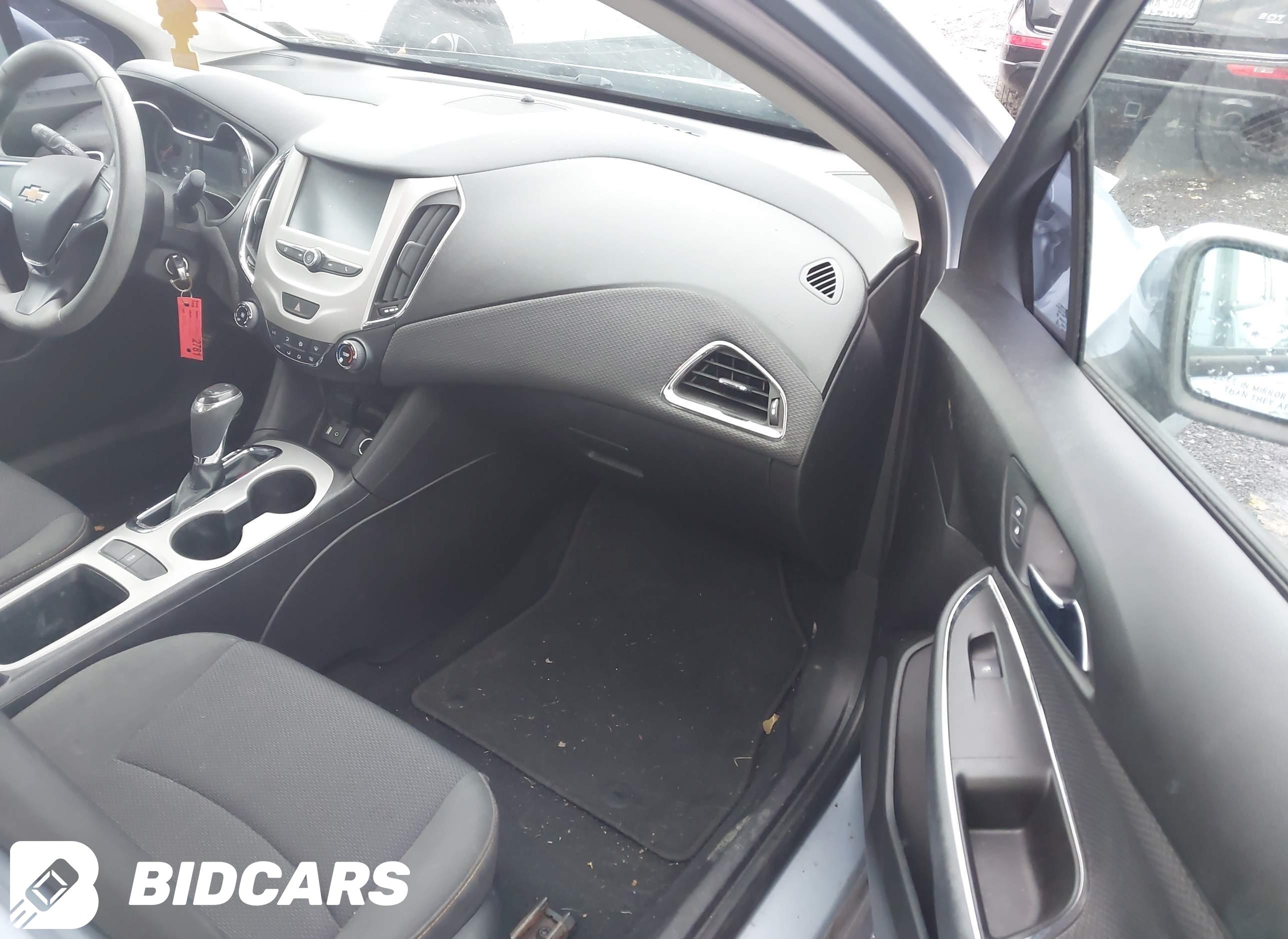 2017 Chevrolet Cruze, Ls Auto