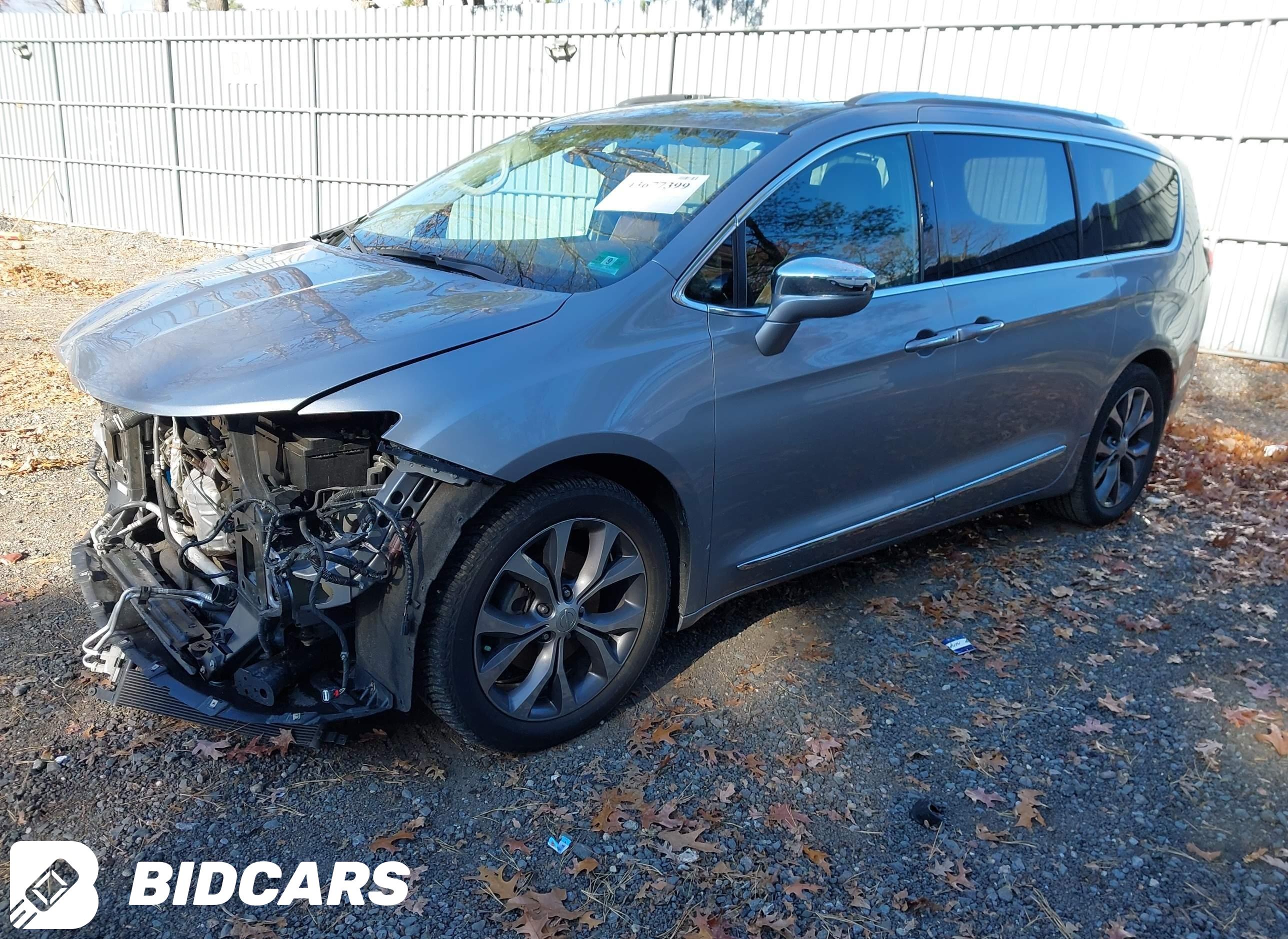 2017 Chrysler Pacifica, Limited