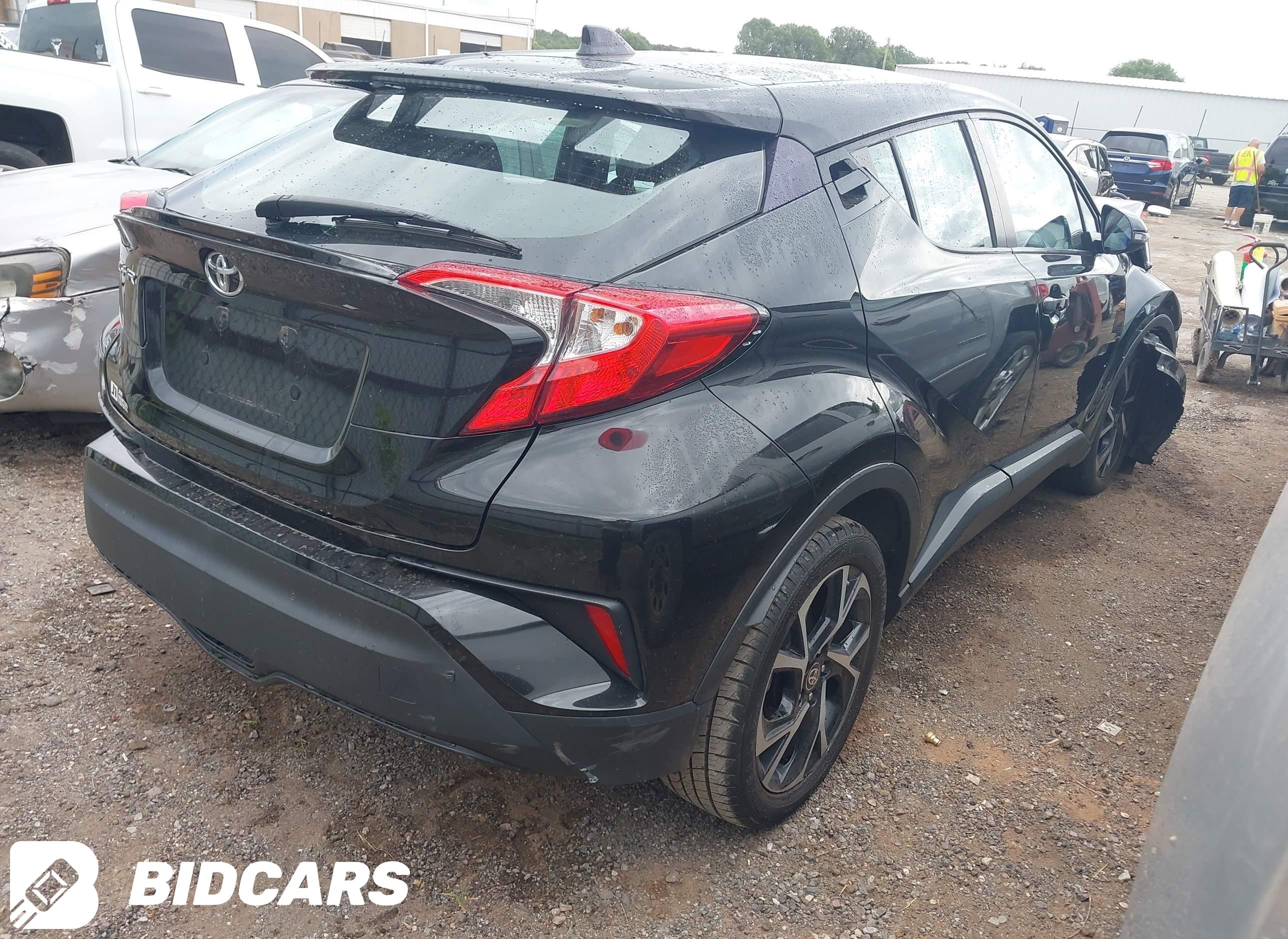 2021 Toyota C-HR, Xle
