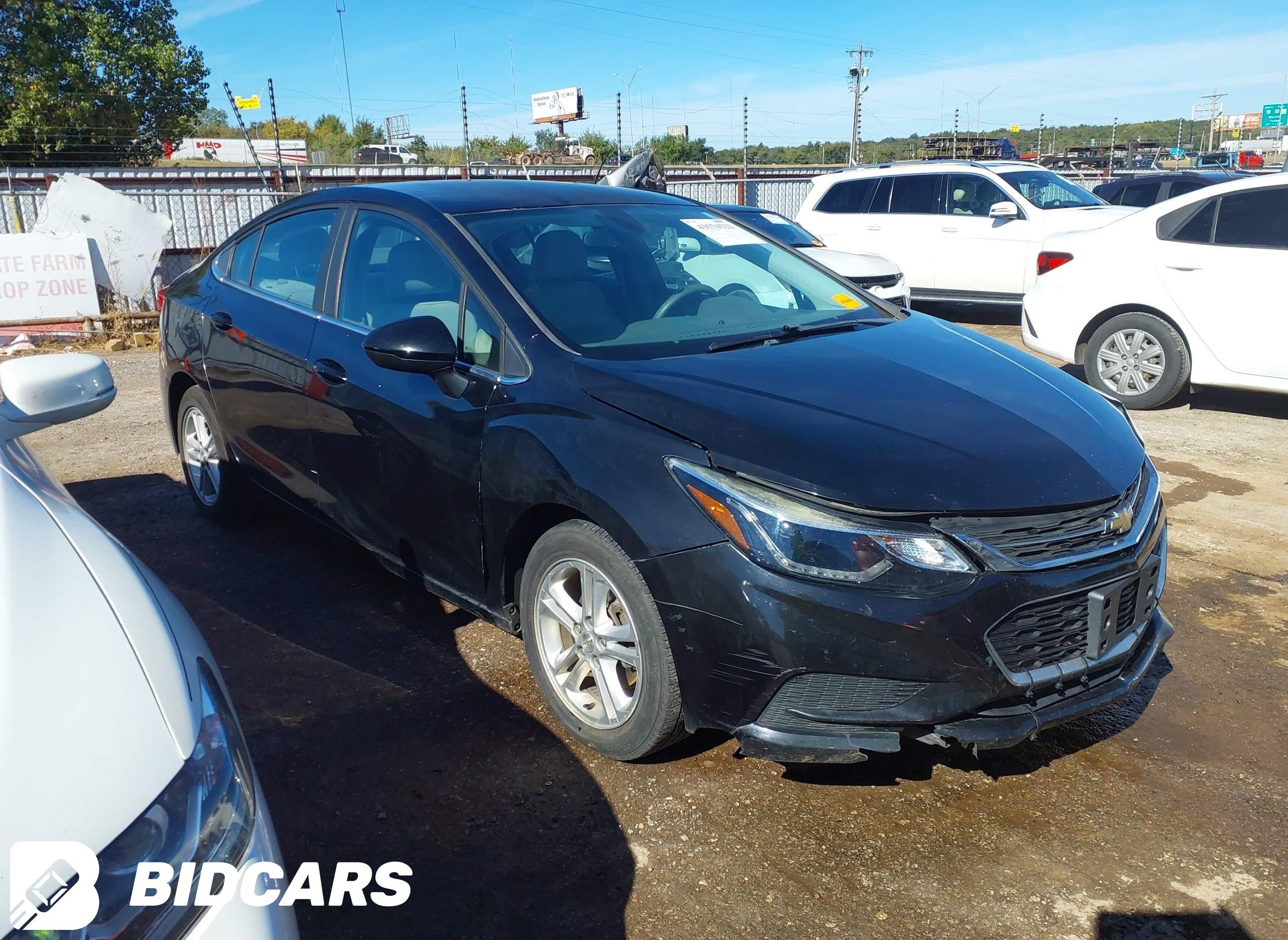 2017 Chevrolet Cruze, Lt Auto