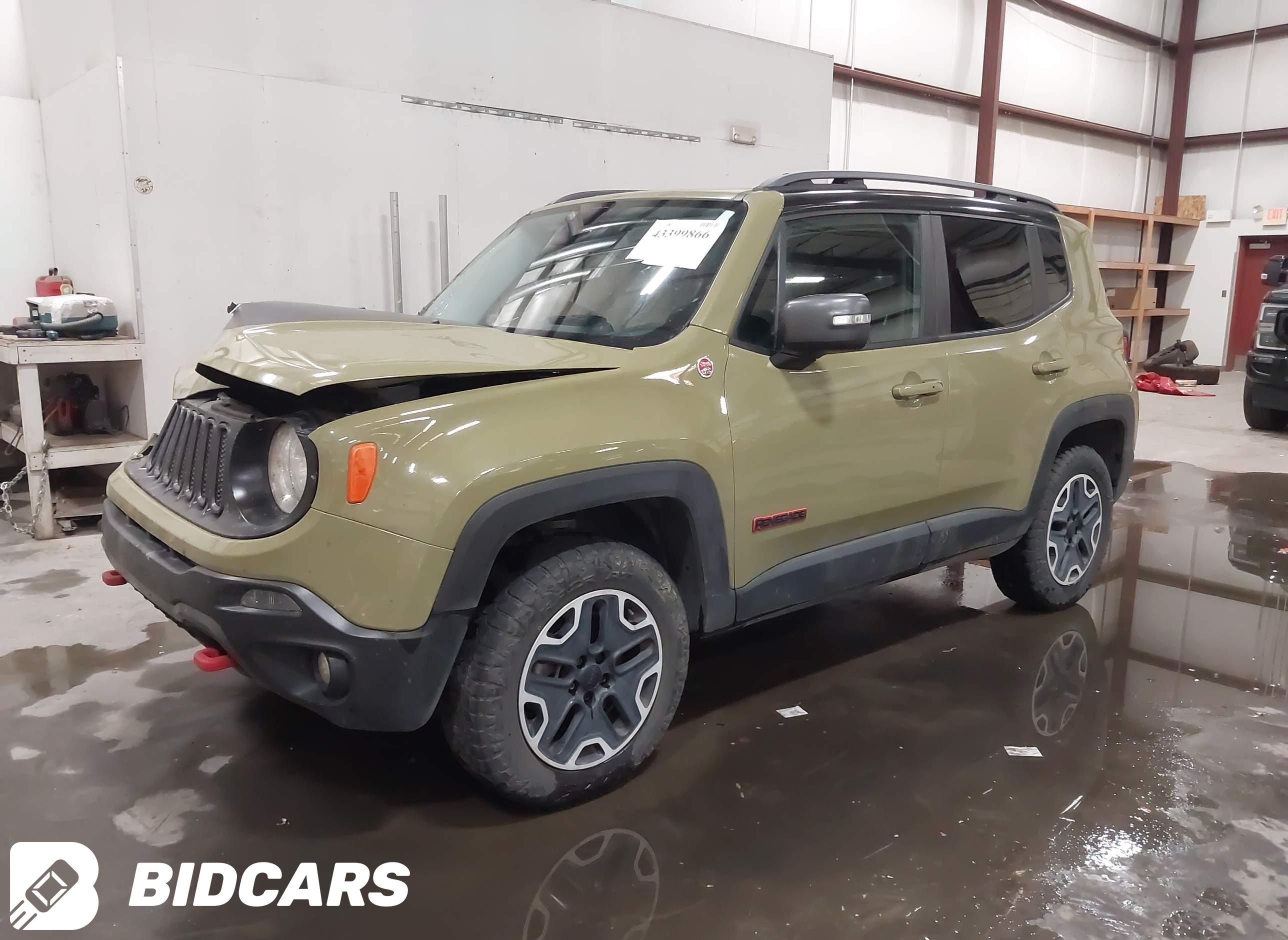 2015 Jeep Renegade, Trailhawk
