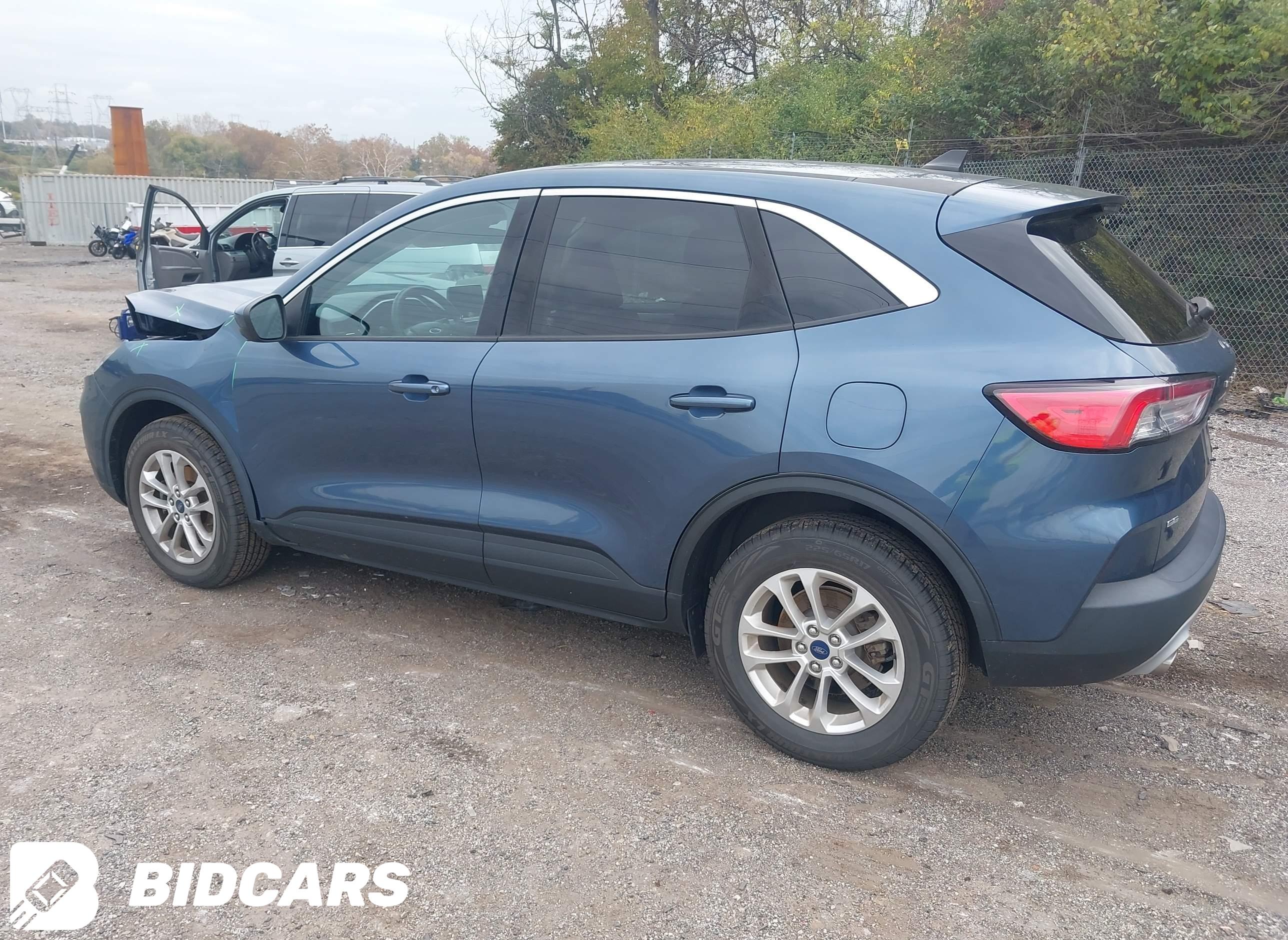 2020 Ford Escape, SE