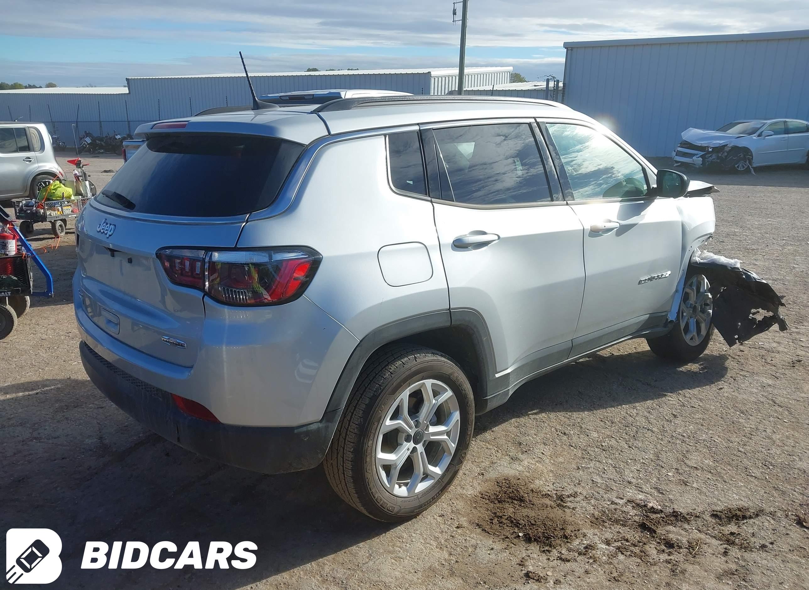 2025 Jeep Compass, Latitude 4X4