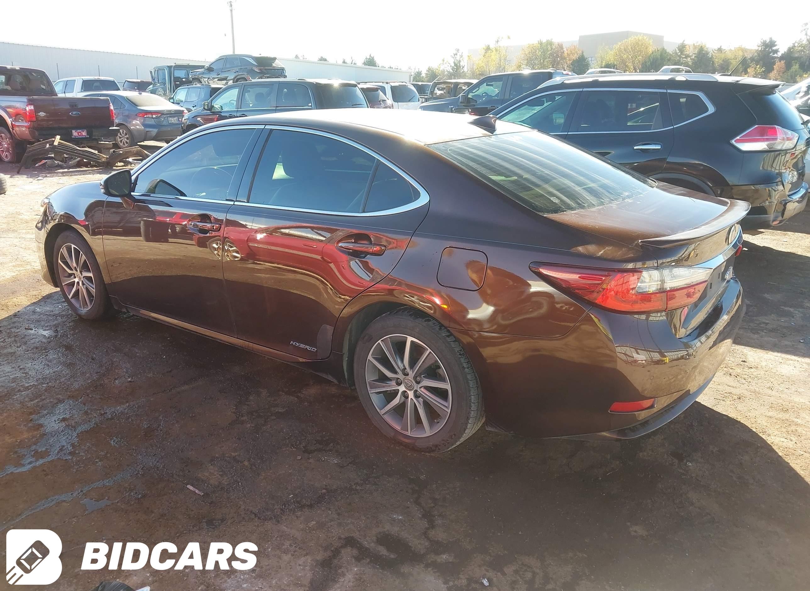 2016 Lexus ES, 300H