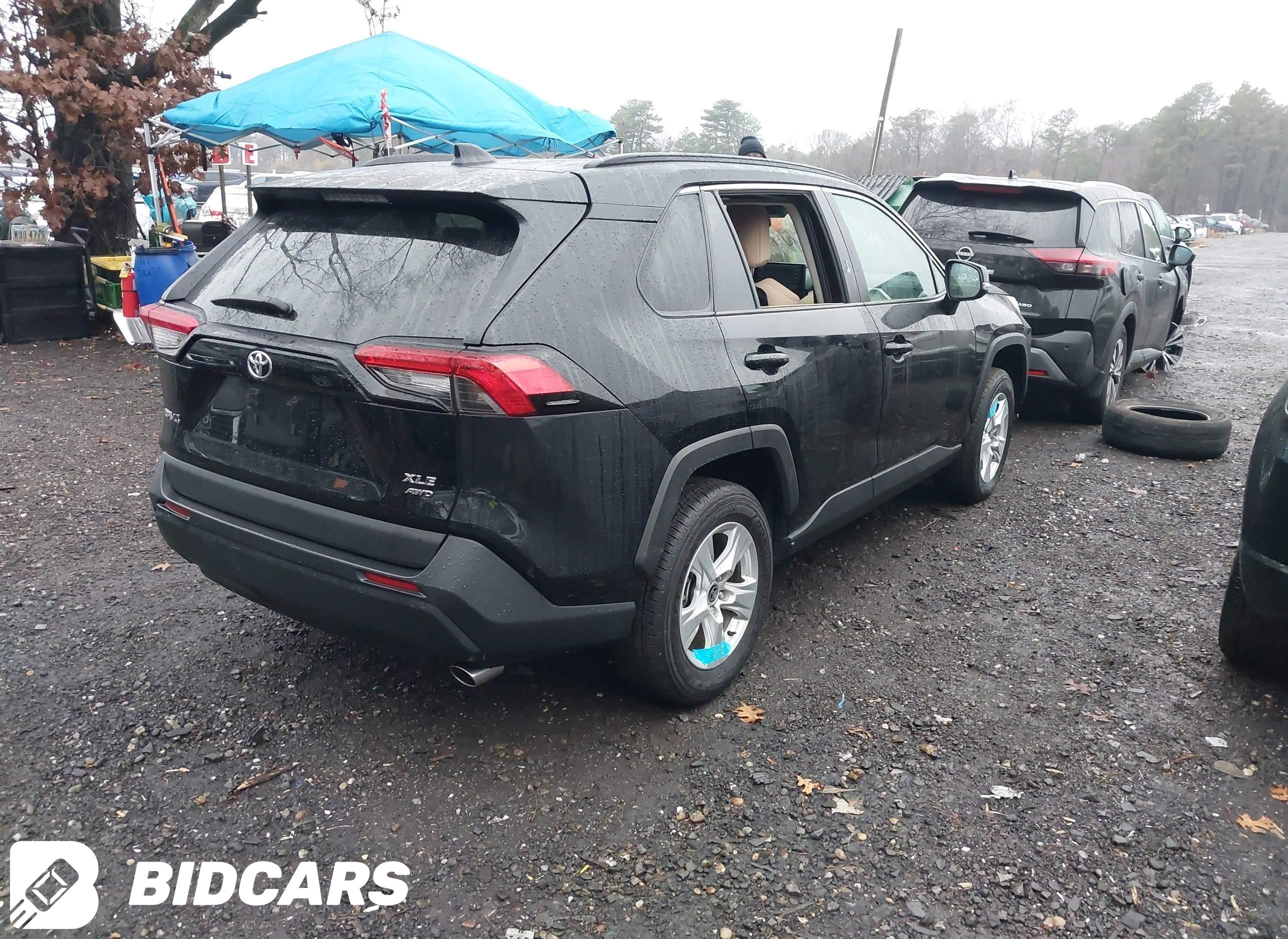 2021 Toyota RAV4, Xle