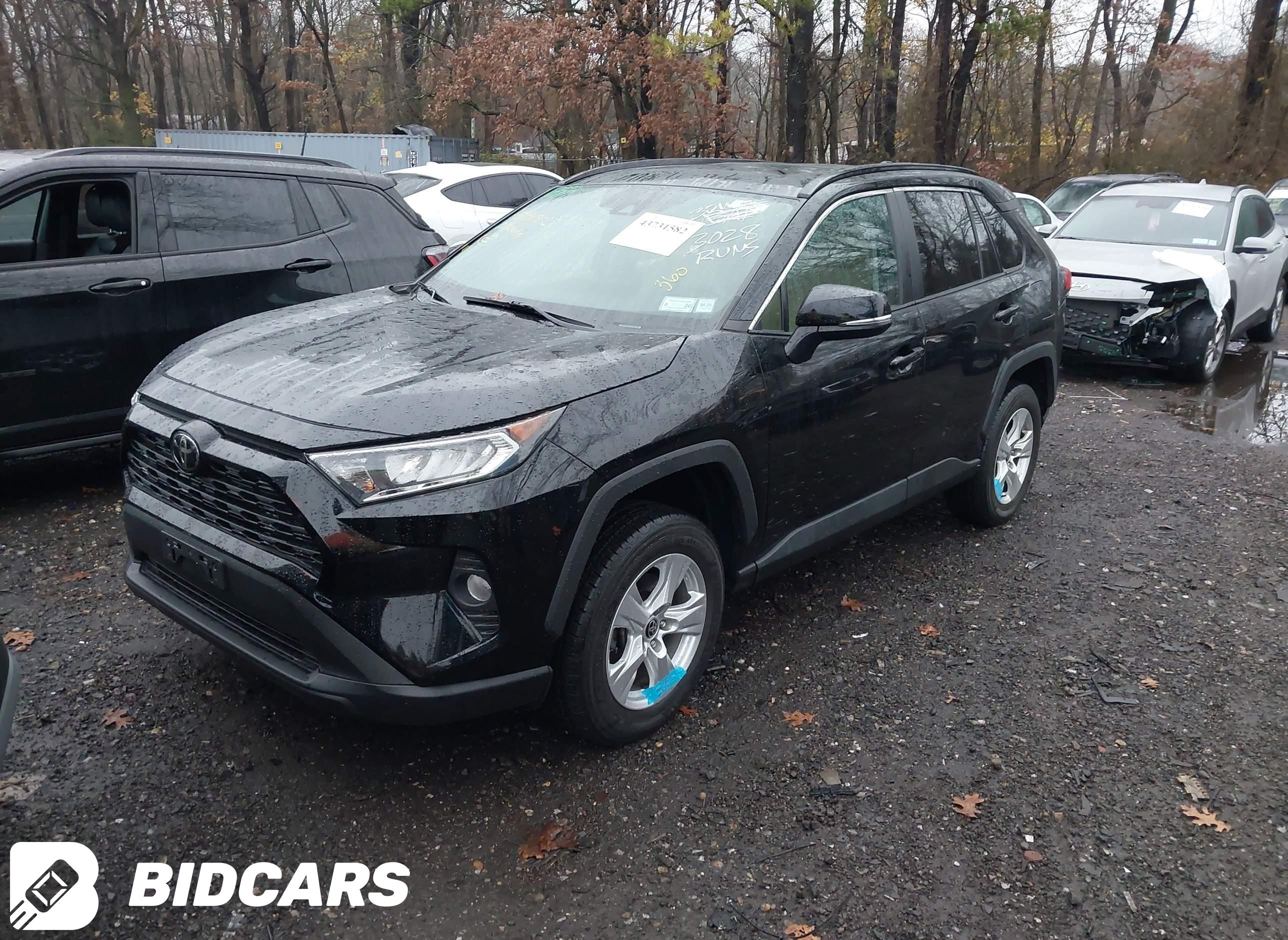 2021 Toyota RAV4, Xle
