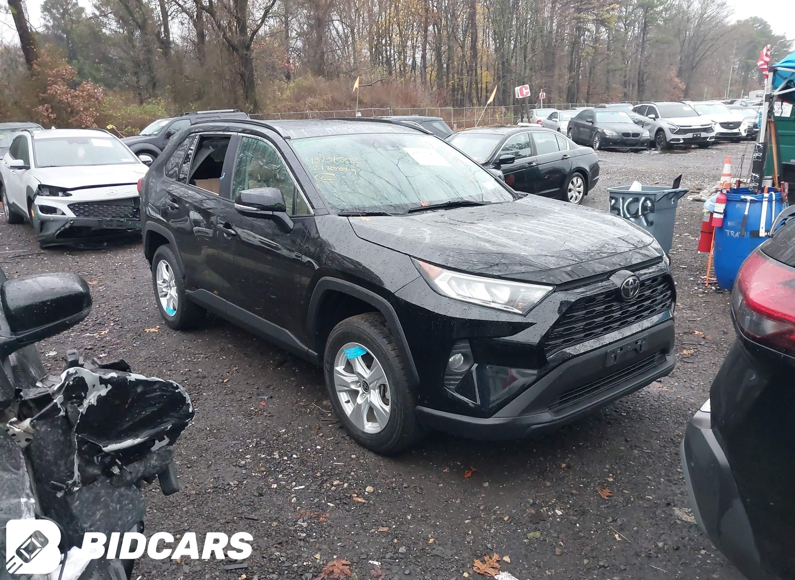 2021 Toyota RAV4, Xle