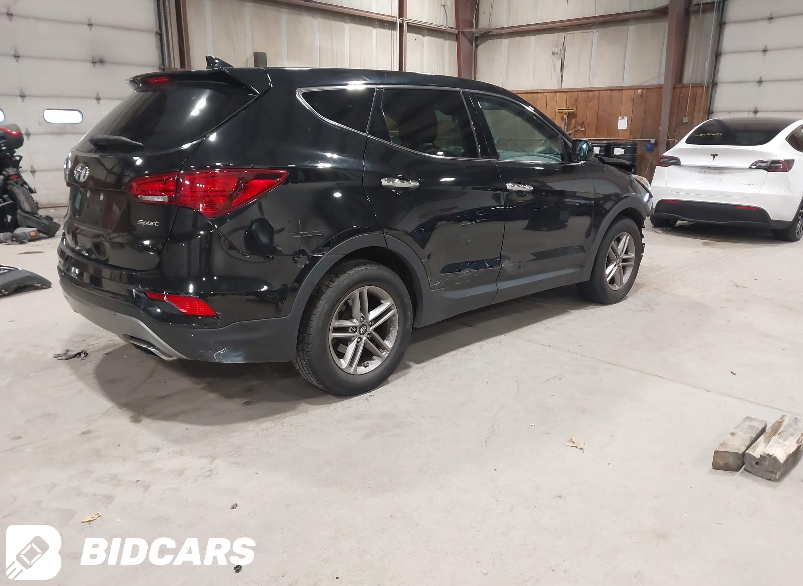 2017 Hyundai Santa Fe, Sport...