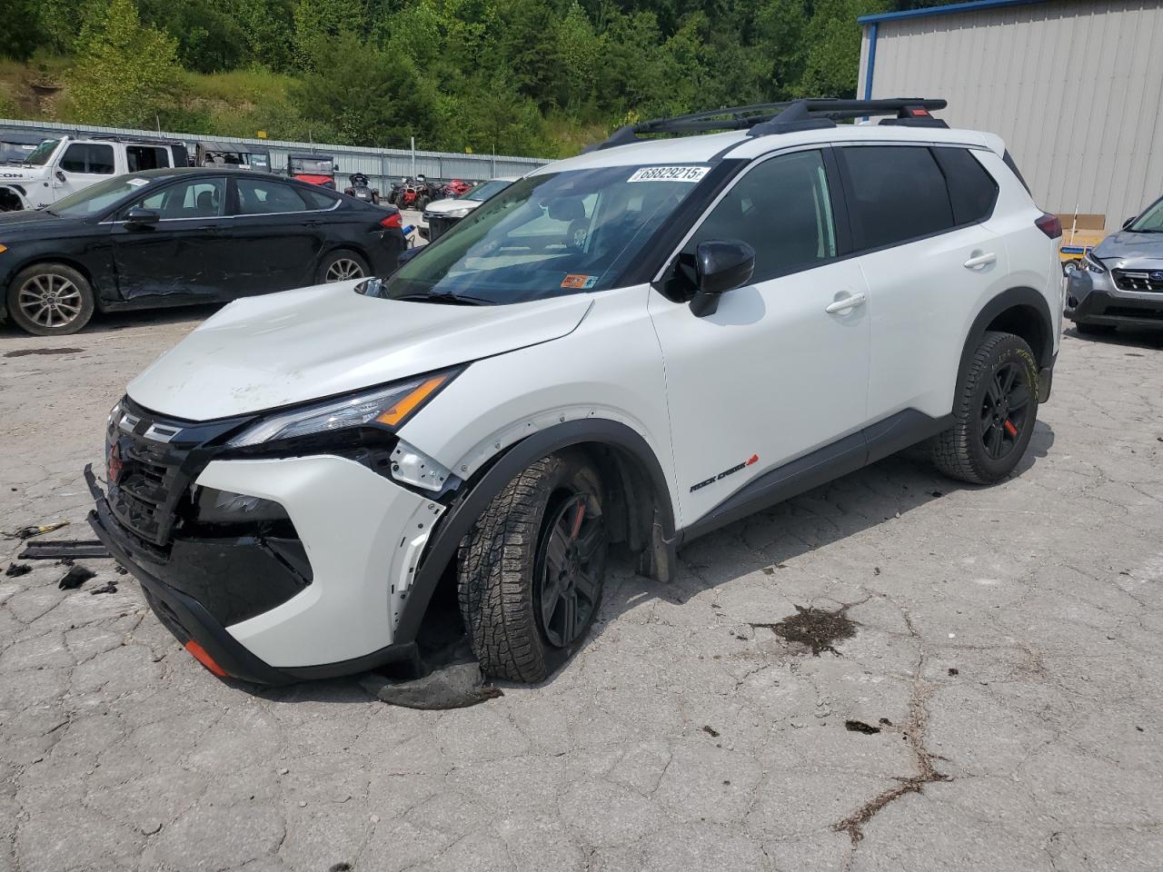 2025 Nissan Rogue, SV