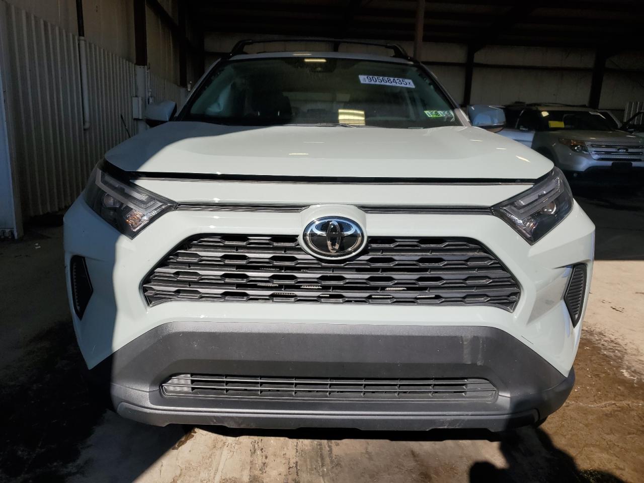 2023 Toyota RAV4, Xle