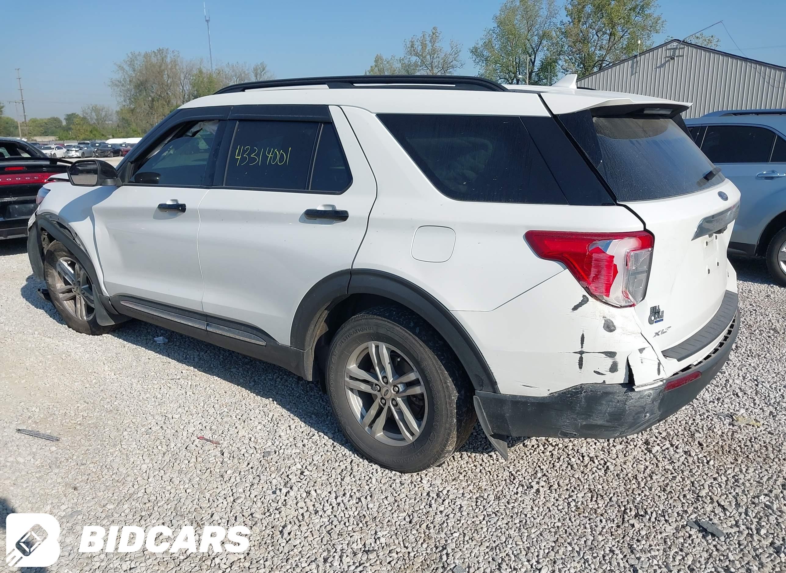 2020 Ford Explorer, Xlt