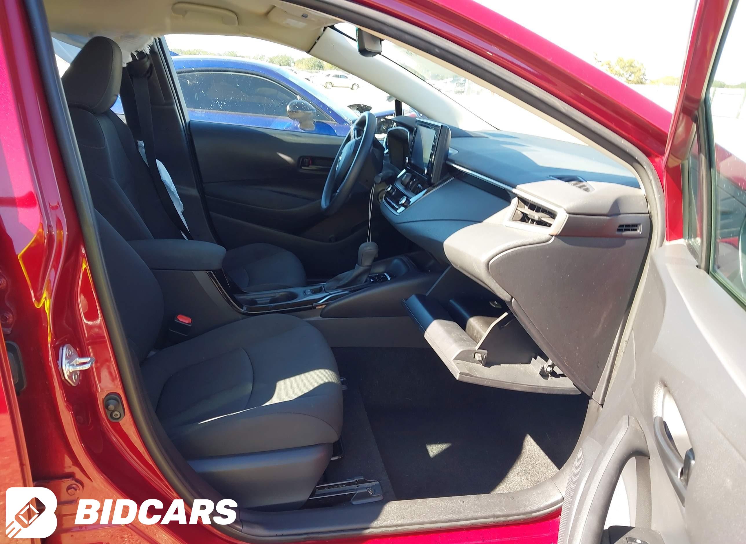 2022 Toyota Corolla, LE