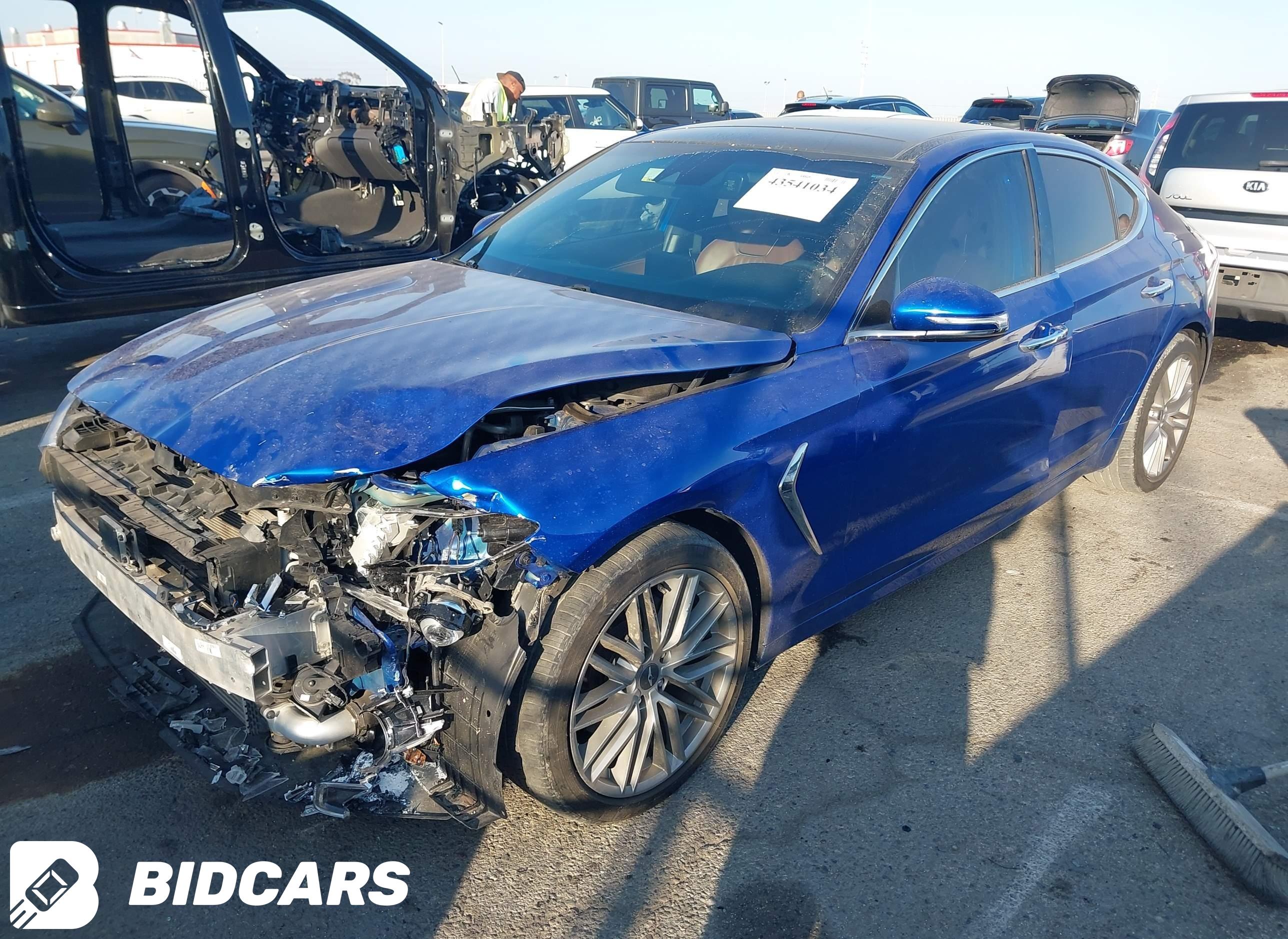 2021 Genesis G70, 2.0T Rwd