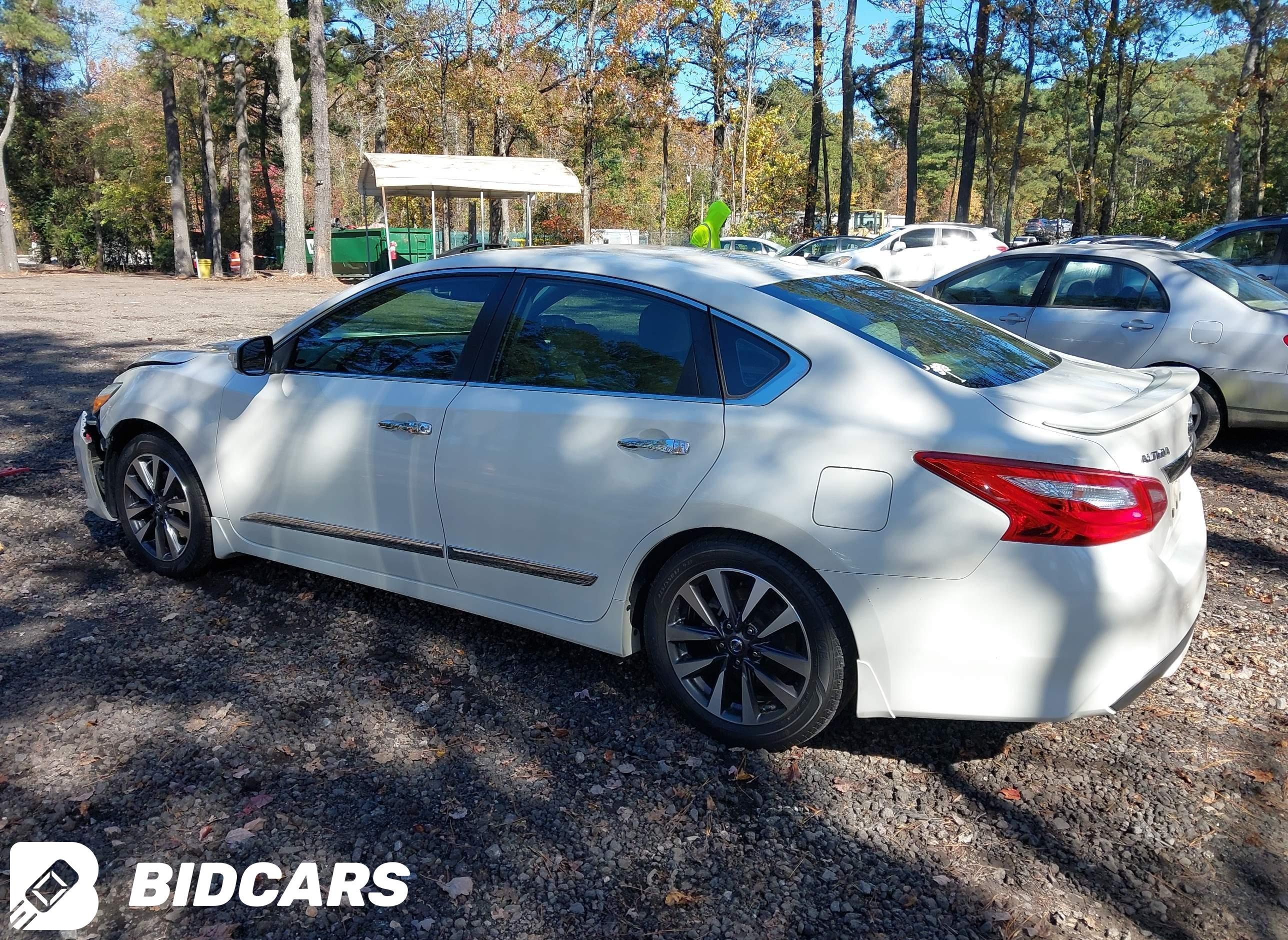 2016 Nissan Altima, 2.5 SL