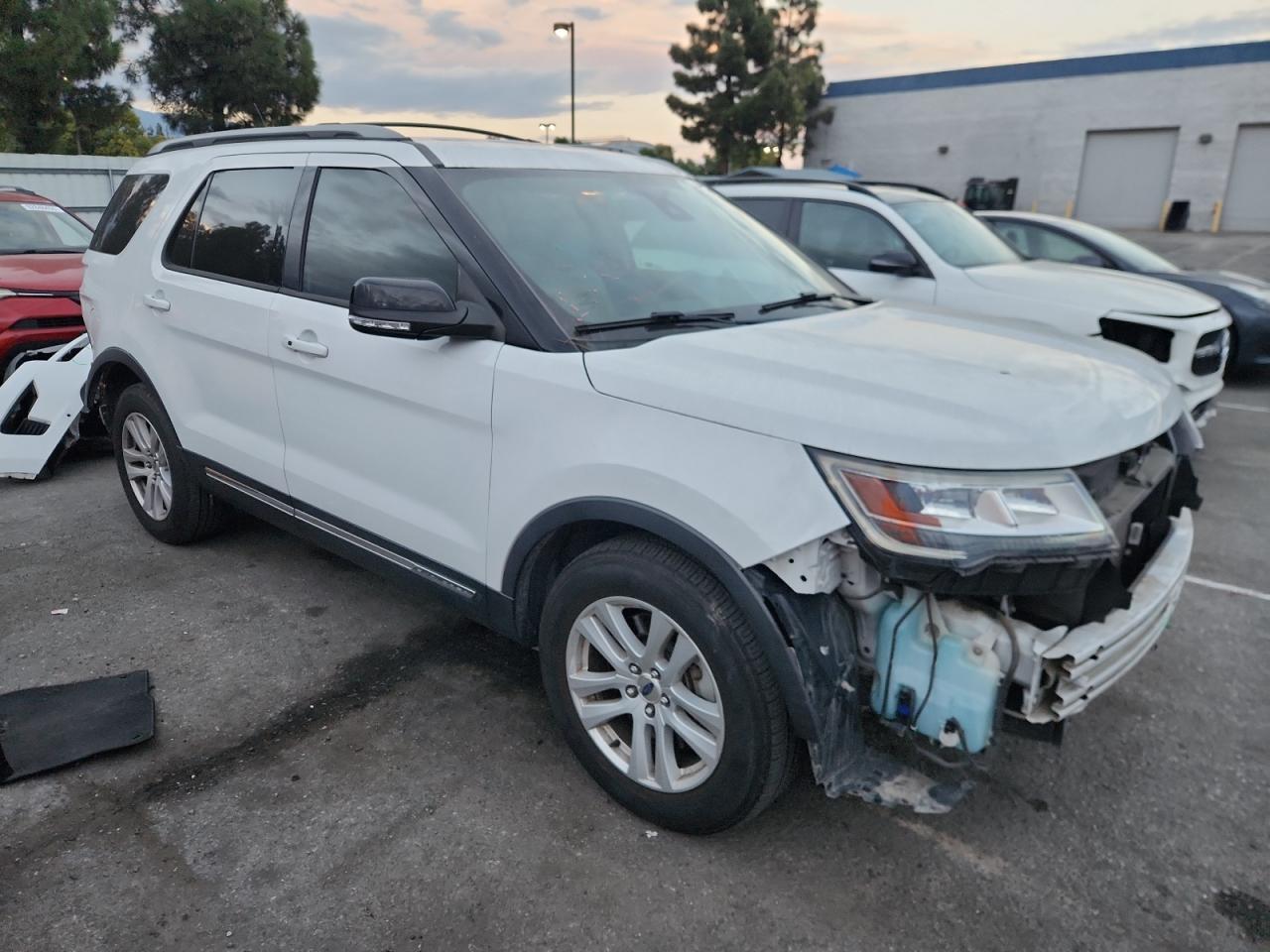 2018 Ford Explorer, Xlt