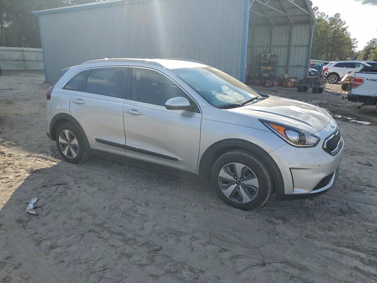 2018 KIA Niro, FE