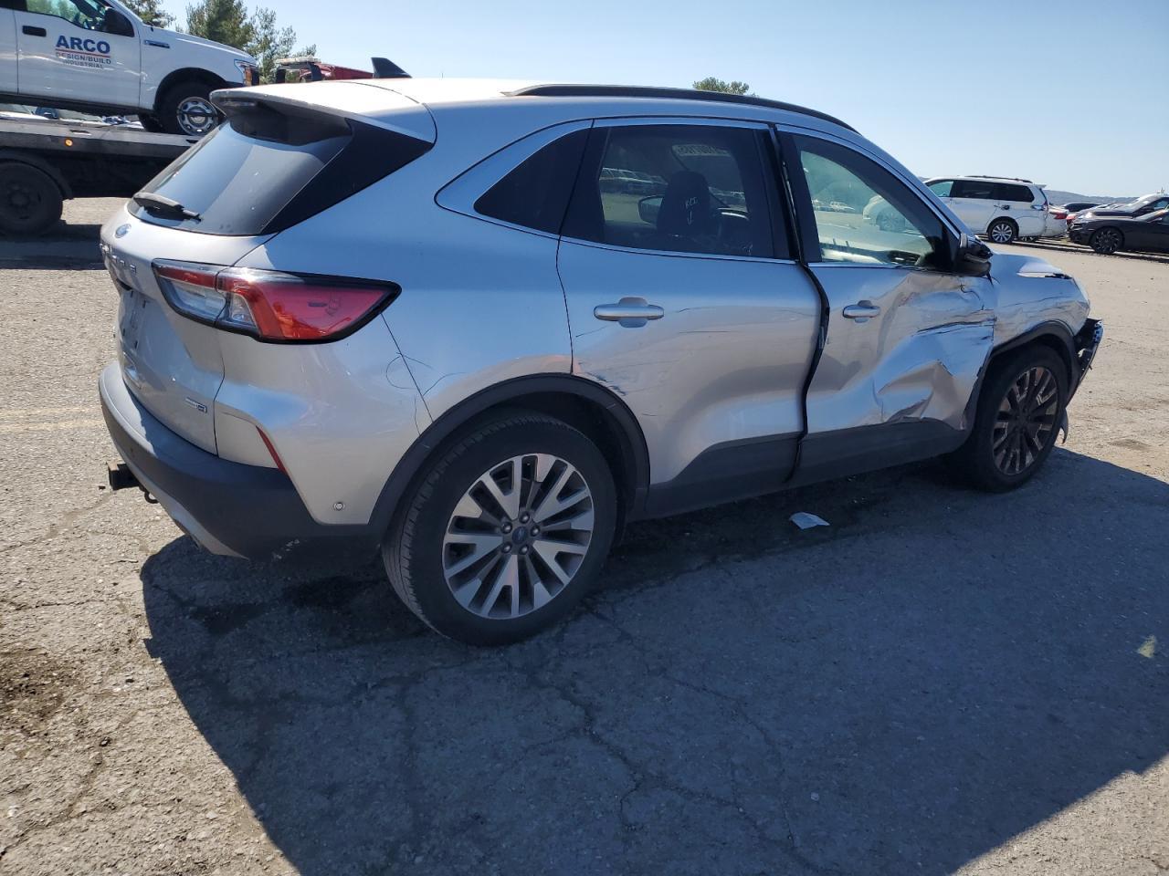 2020 Ford Escape, Titanium