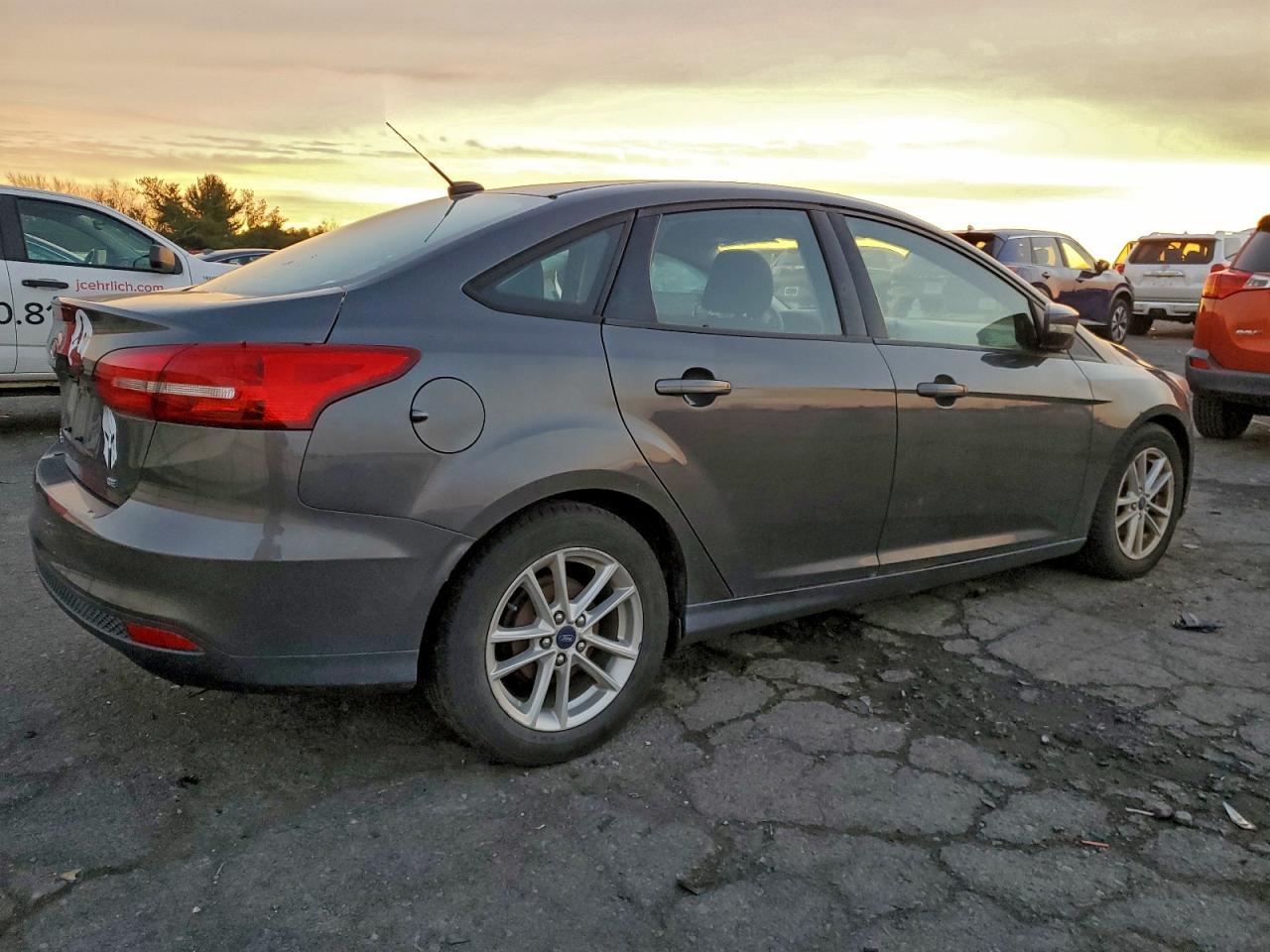 2017 Ford Focus, SE