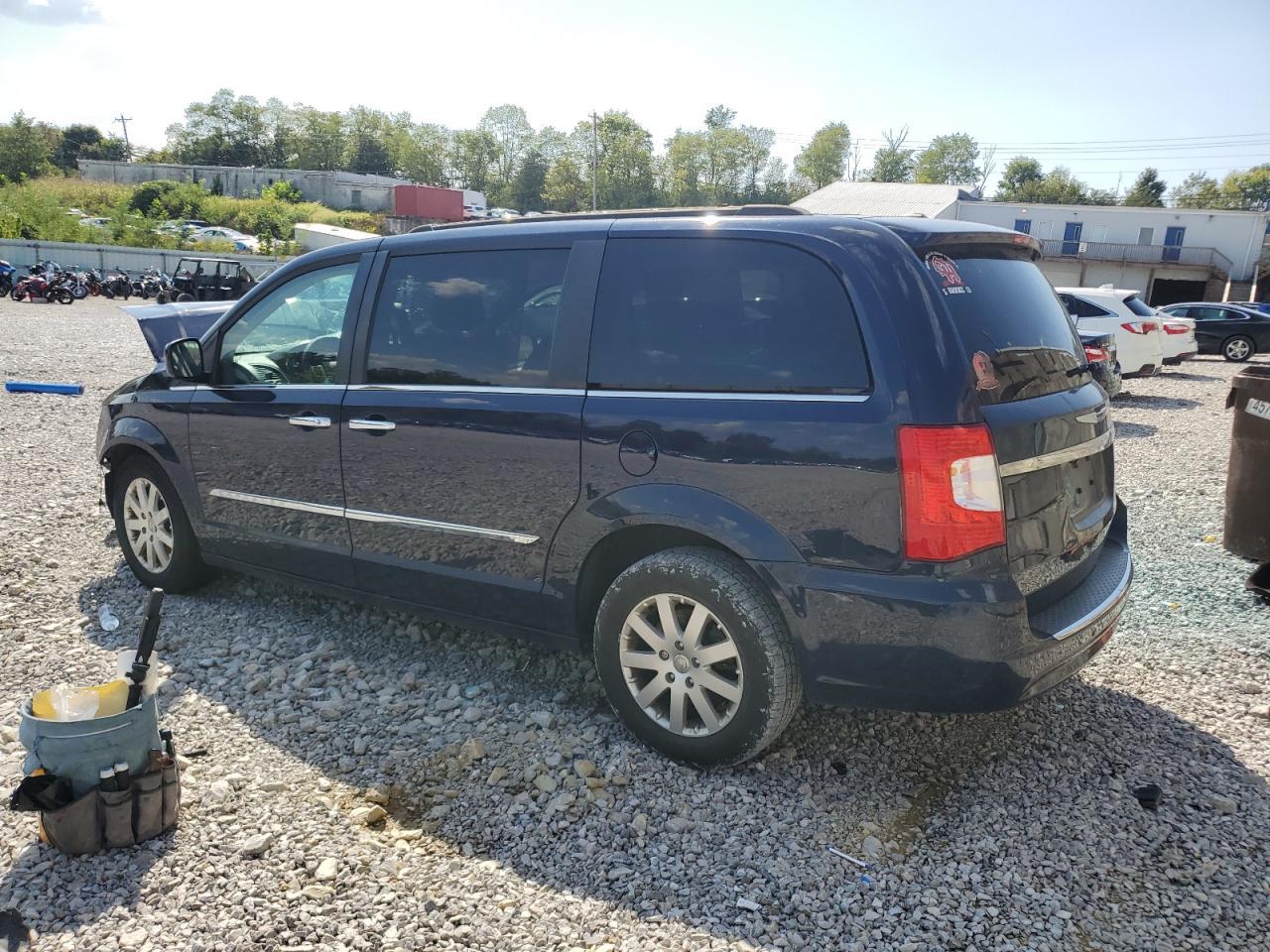 2015 Chrysler Town and Countr...