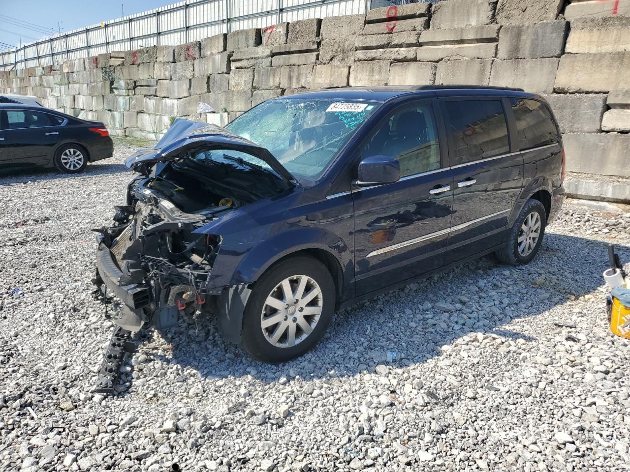 2015 Chrysler Town and Countr...