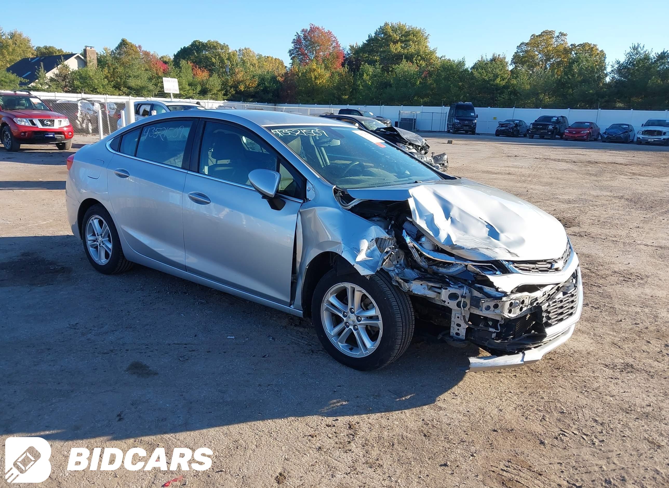 2017 Chevrolet Cruze, Lt Auto