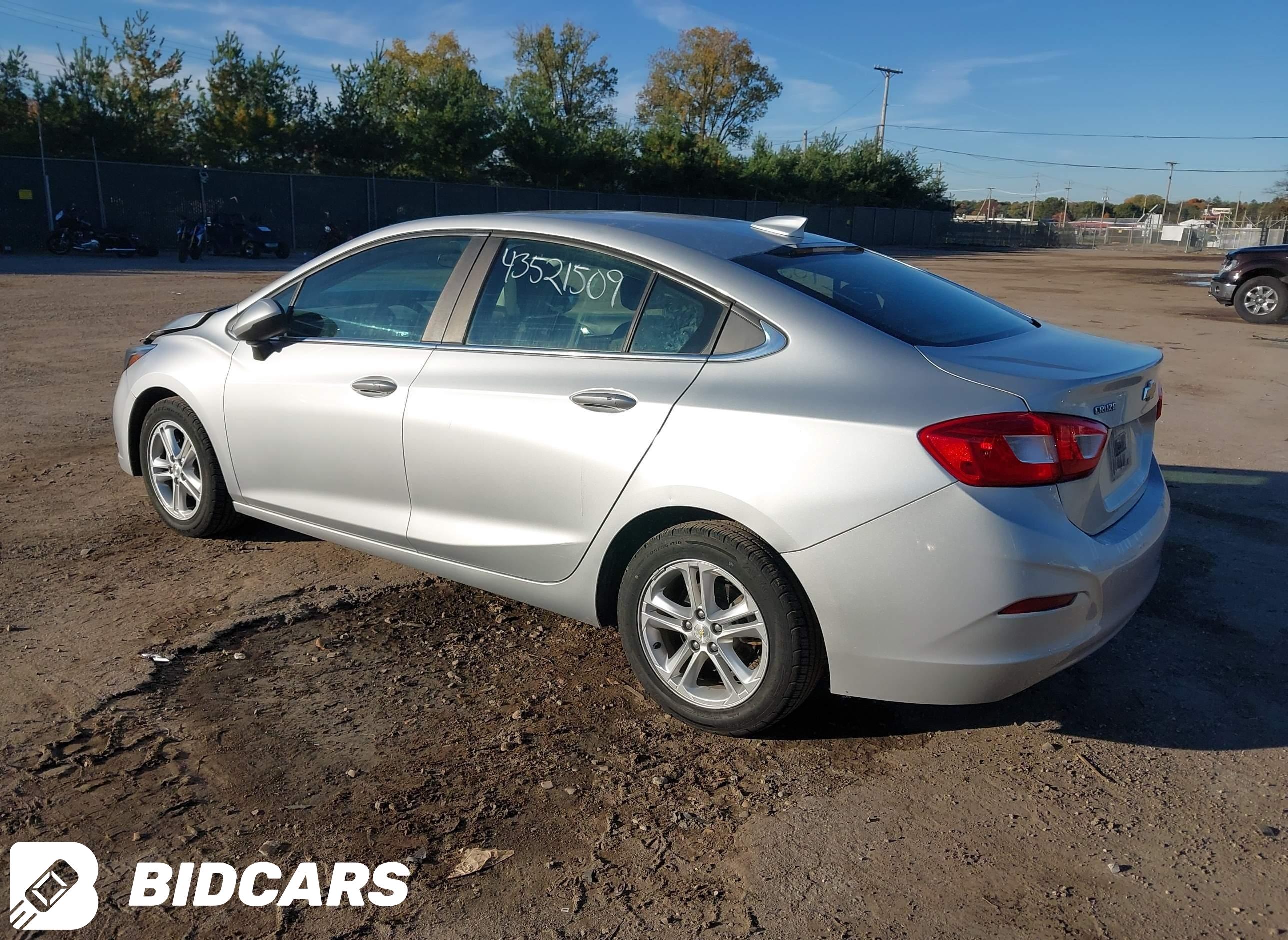 2017 Chevrolet Cruze, Lt Auto