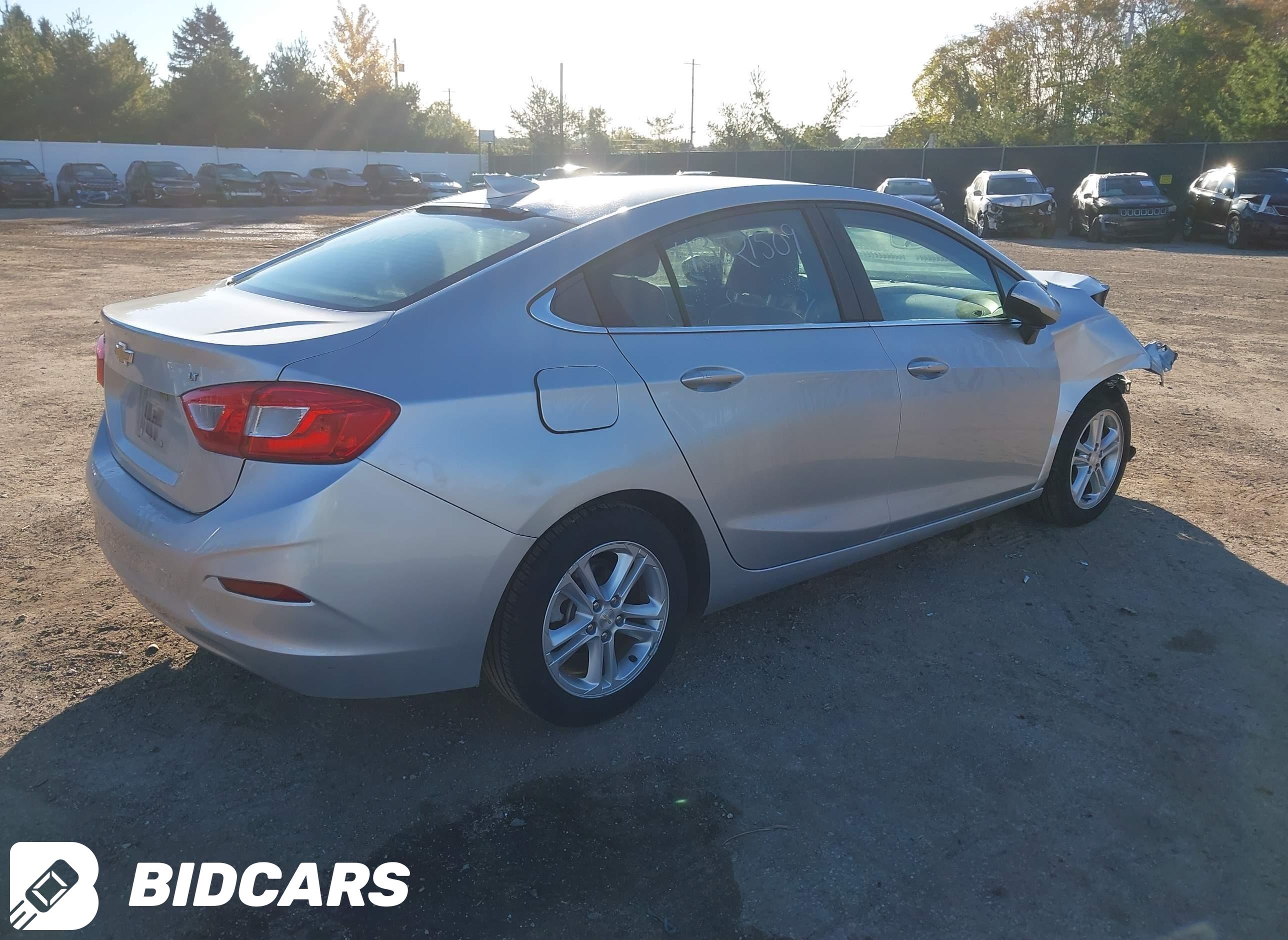 2017 Chevrolet Cruze, Lt Auto