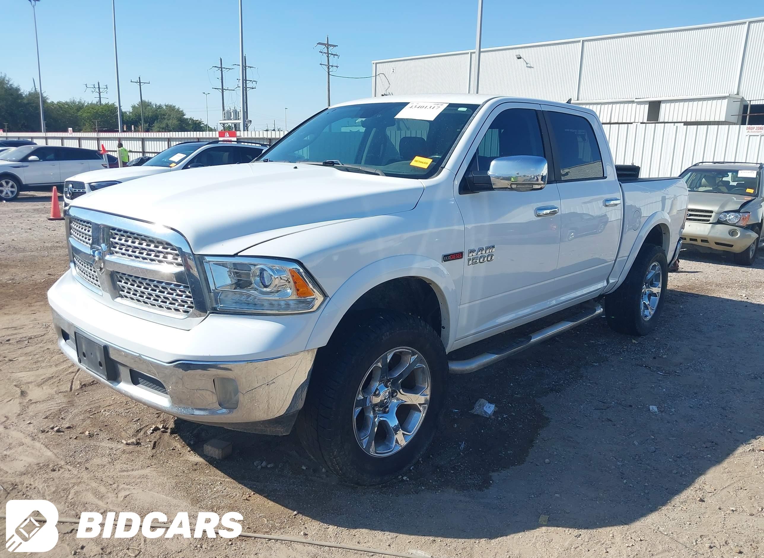 2016 RAM 1500, Laramie