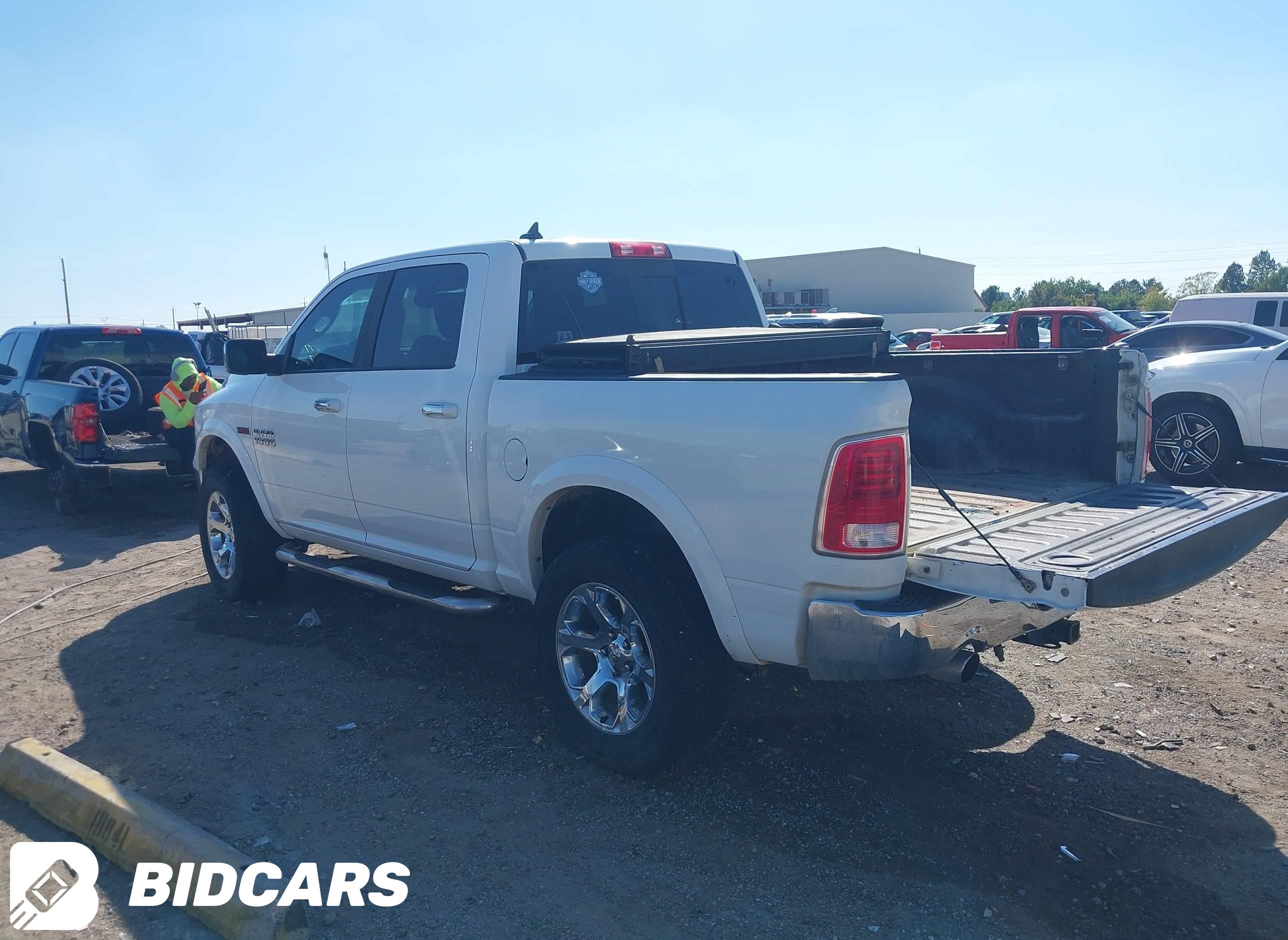 2016 RAM 1500, Laramie