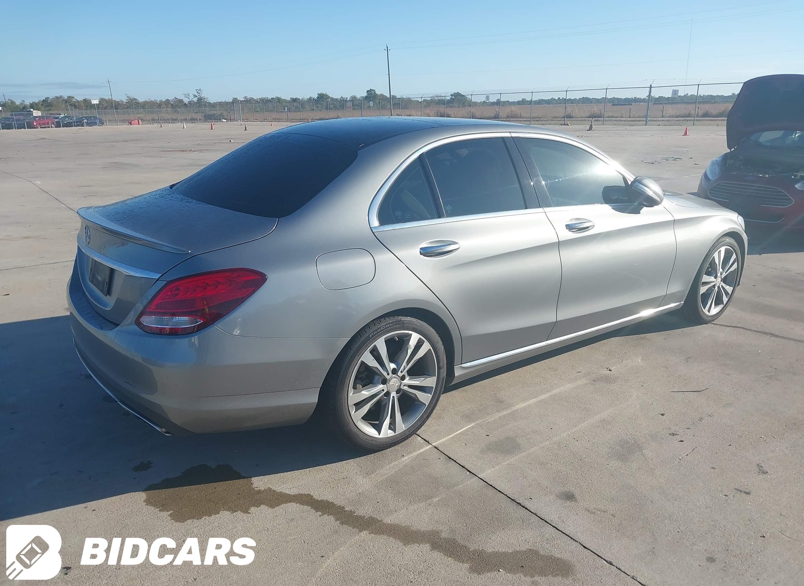 2015 Mercedes-Benz C 300