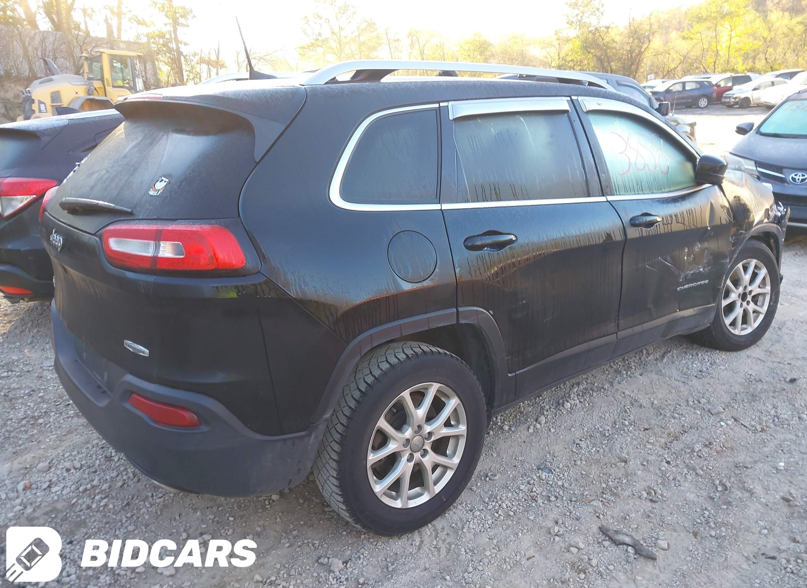 2018 Jeep Cherokee, Latitude...