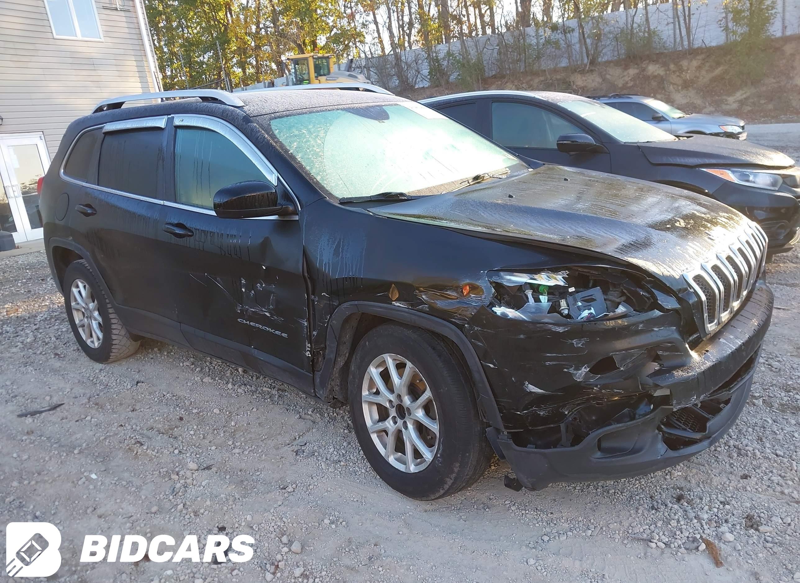 2018 Jeep Cherokee, Latitude...