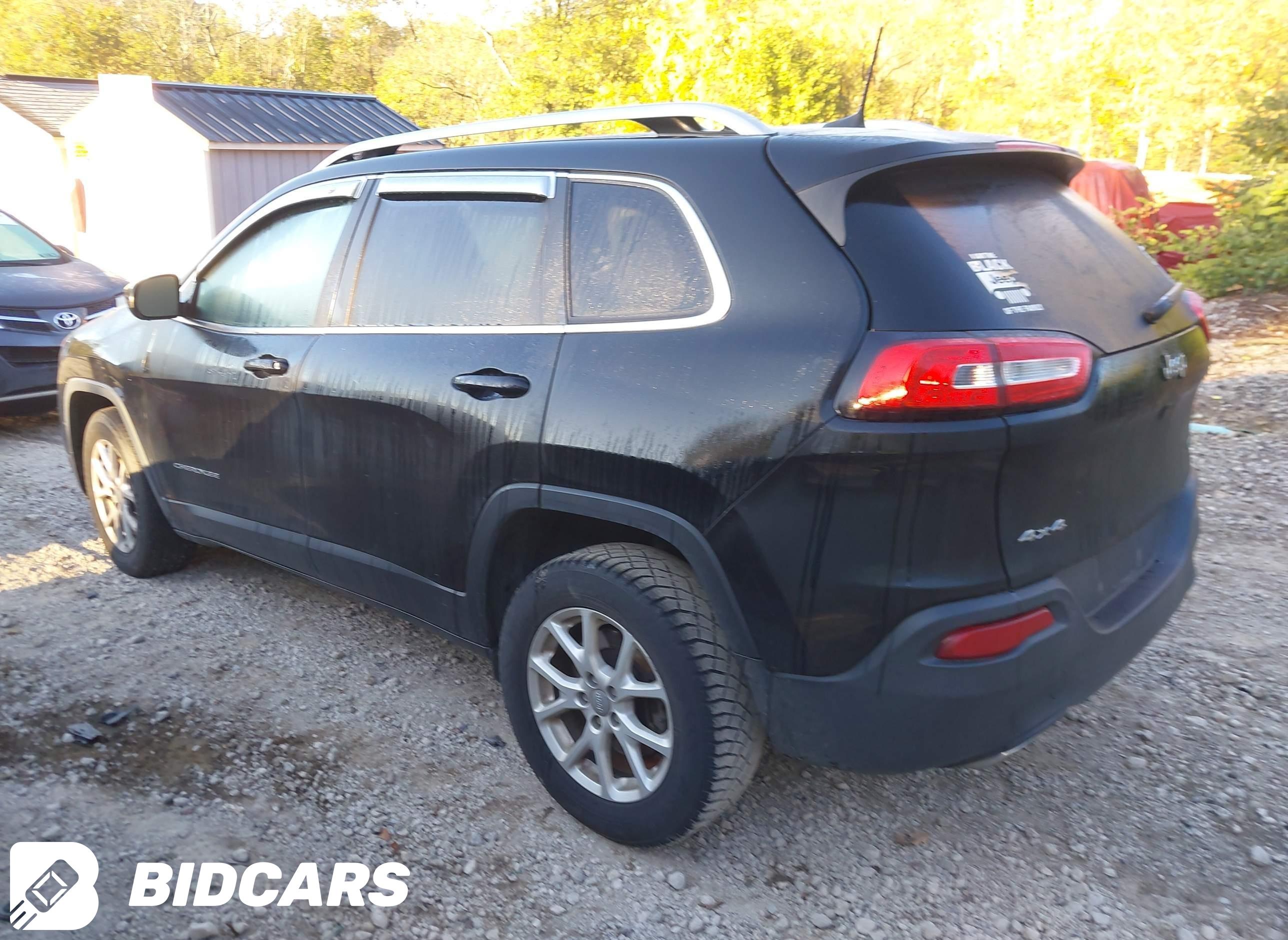 2018 Jeep Cherokee, Latitude...