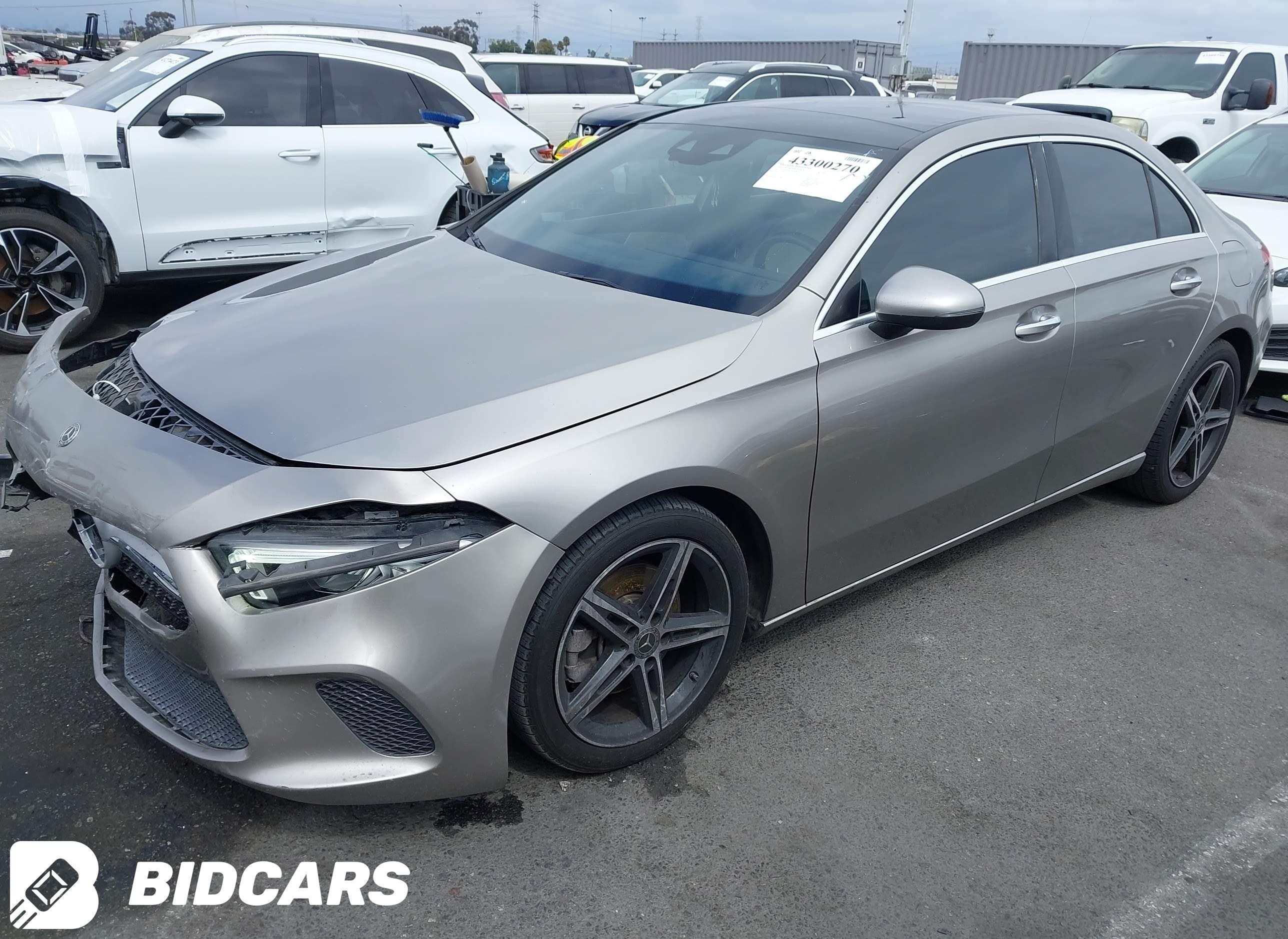 2020 Mercedes-Benz A 220