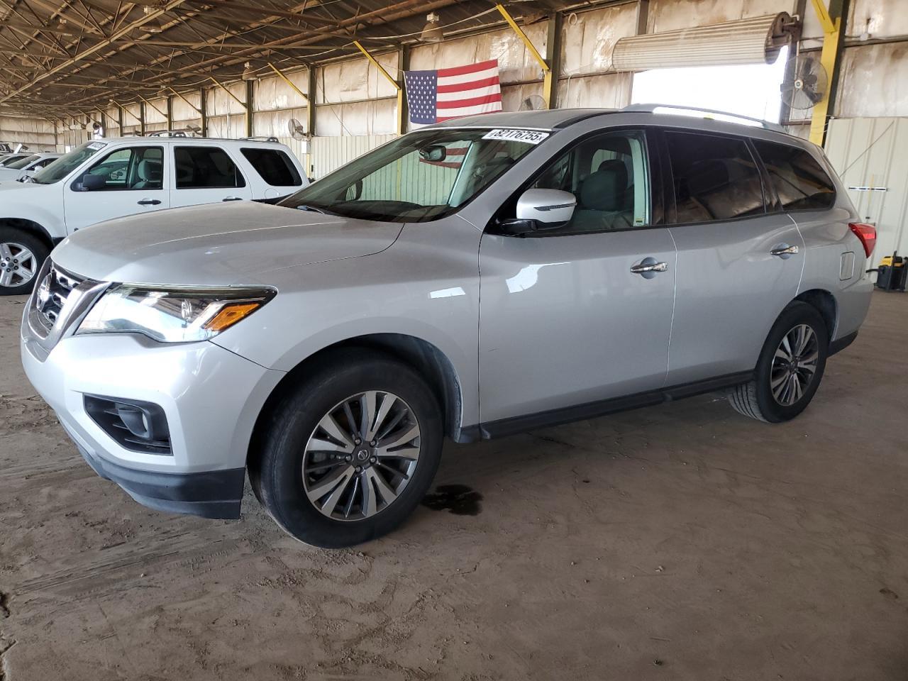 2019 Nissan Pathfinder, S