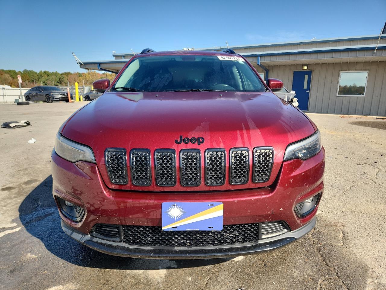 2020 Jeep Cherokee, Latitude...