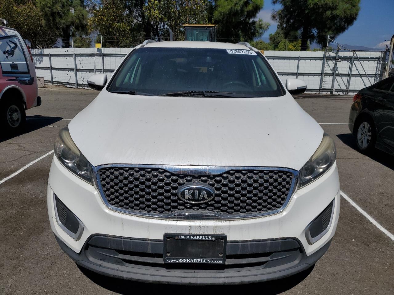 2016 KIA Sorento, LX
