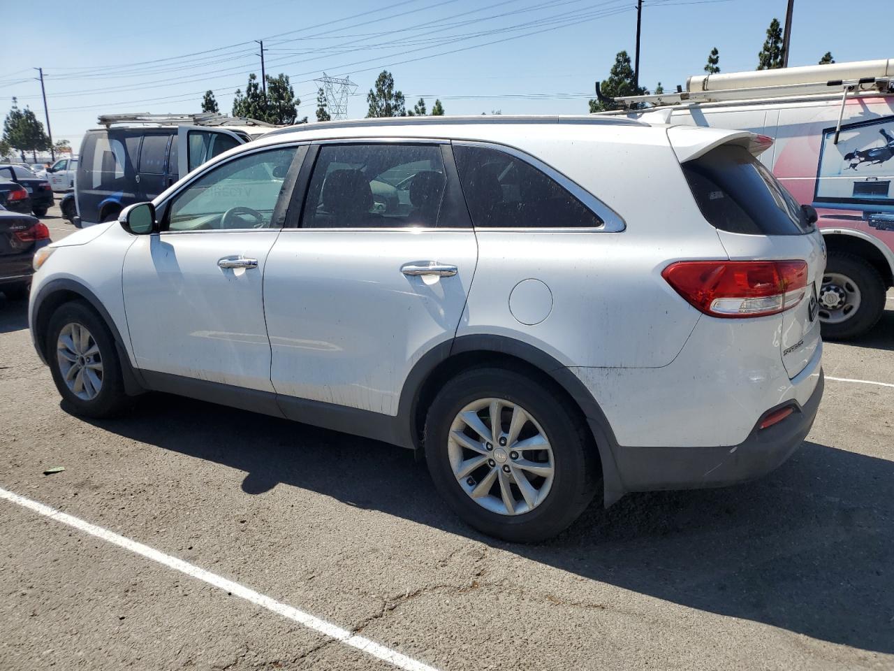 2016 KIA Sorento, LX