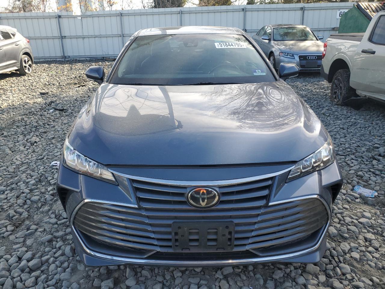 2019 Toyota Avalon, Xle