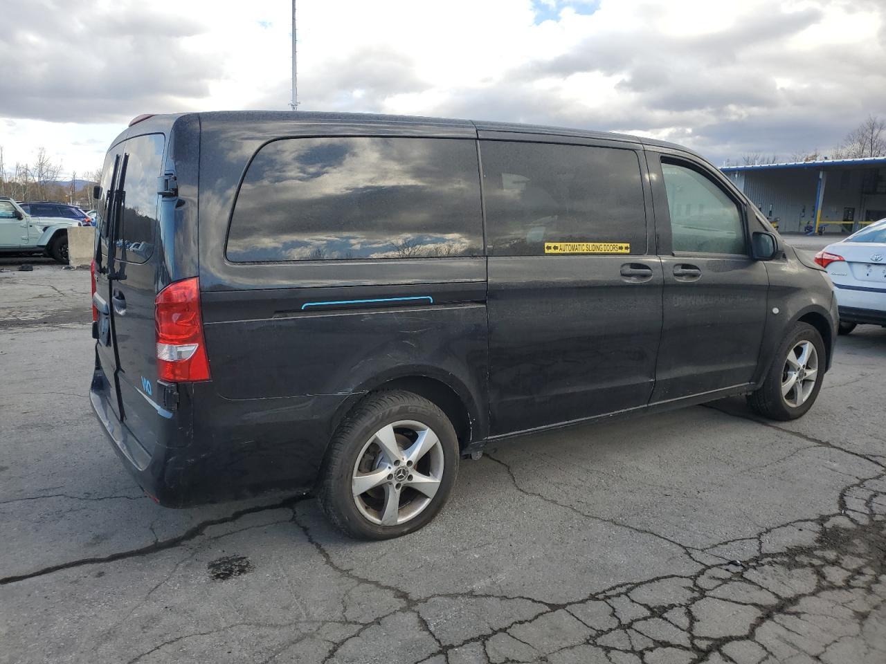 2018 Mercedes-Benz Metris