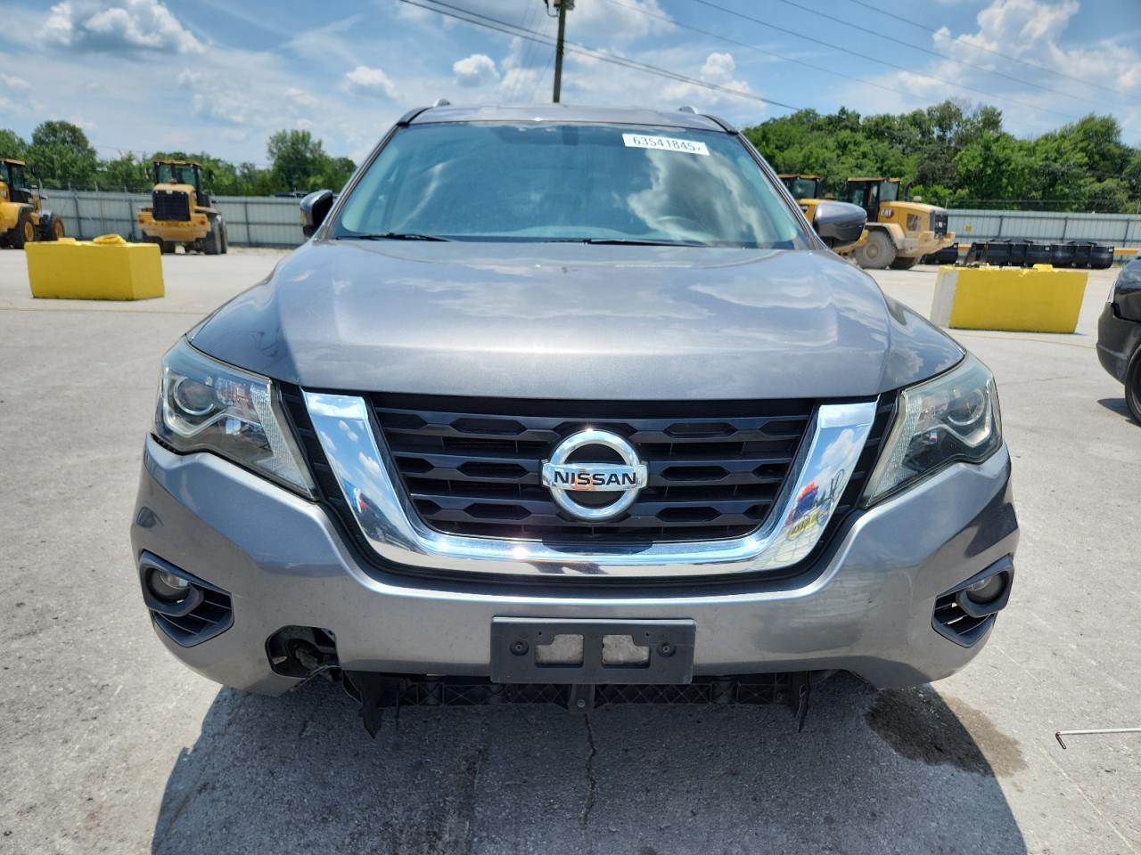 2017 Nissan Pathfinder, S