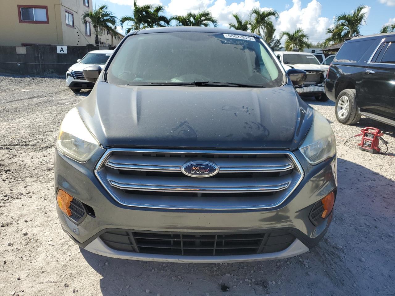 2017 Ford Escape, SE