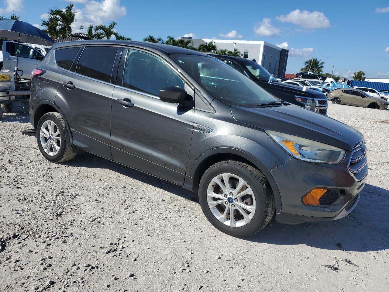 2017 Ford Escape, SE