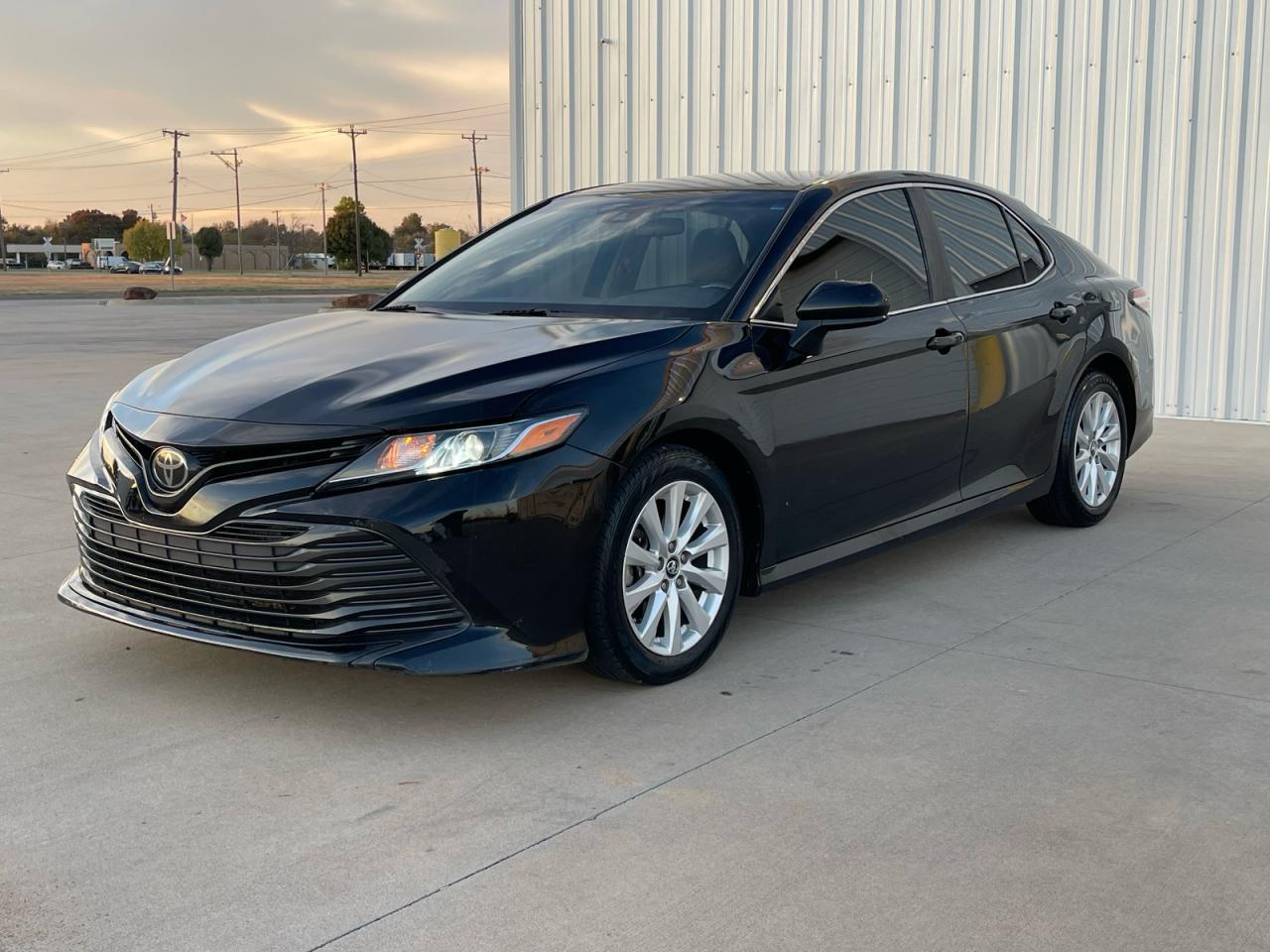 2019 Toyota Camry, L